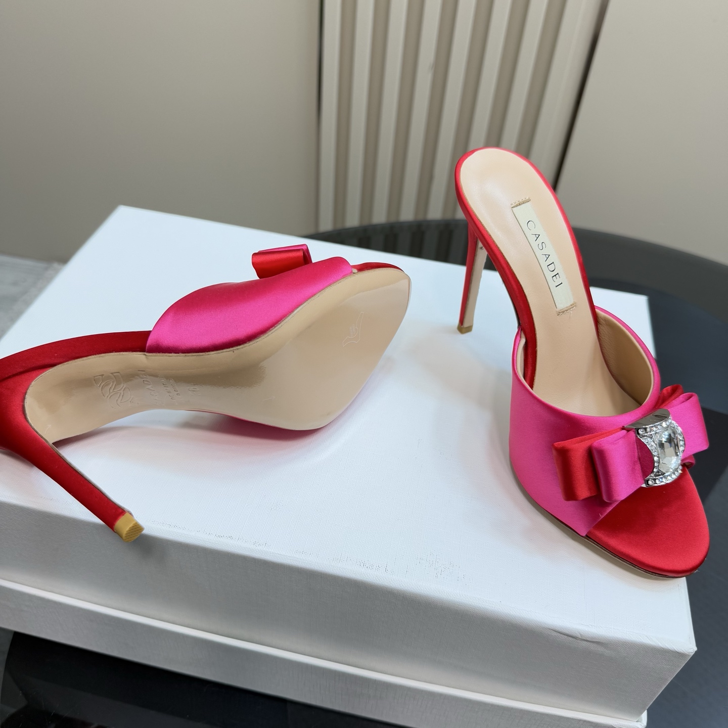 Stylish CASADEI/Cassanti Heels with Water Drills and Italian Leather – Sizes 35-39 - 图片 5