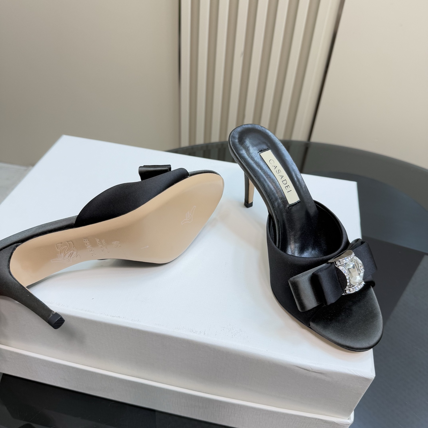 Stylish CASADEI/Cassanti Heels with Water Drills and Italian Leather – Irresistible Quality and Charm - 图片 5
