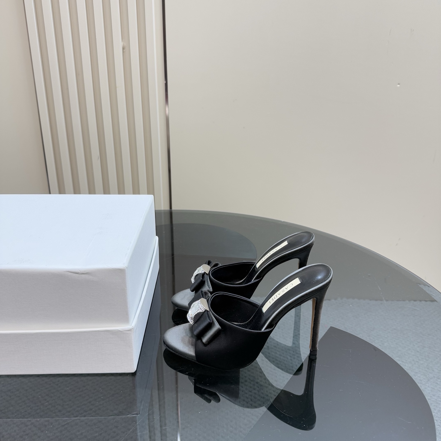 Stylish CASADEI/Cassanti Butterfly Heel Shoes with Water Drills and Italian Leather