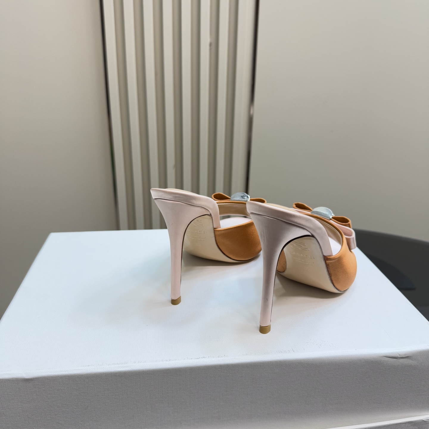 Stylish CASADEI/Cassanti Butterfly Heel Shoes: Quality, Charm, and Elegance! - 图片 6