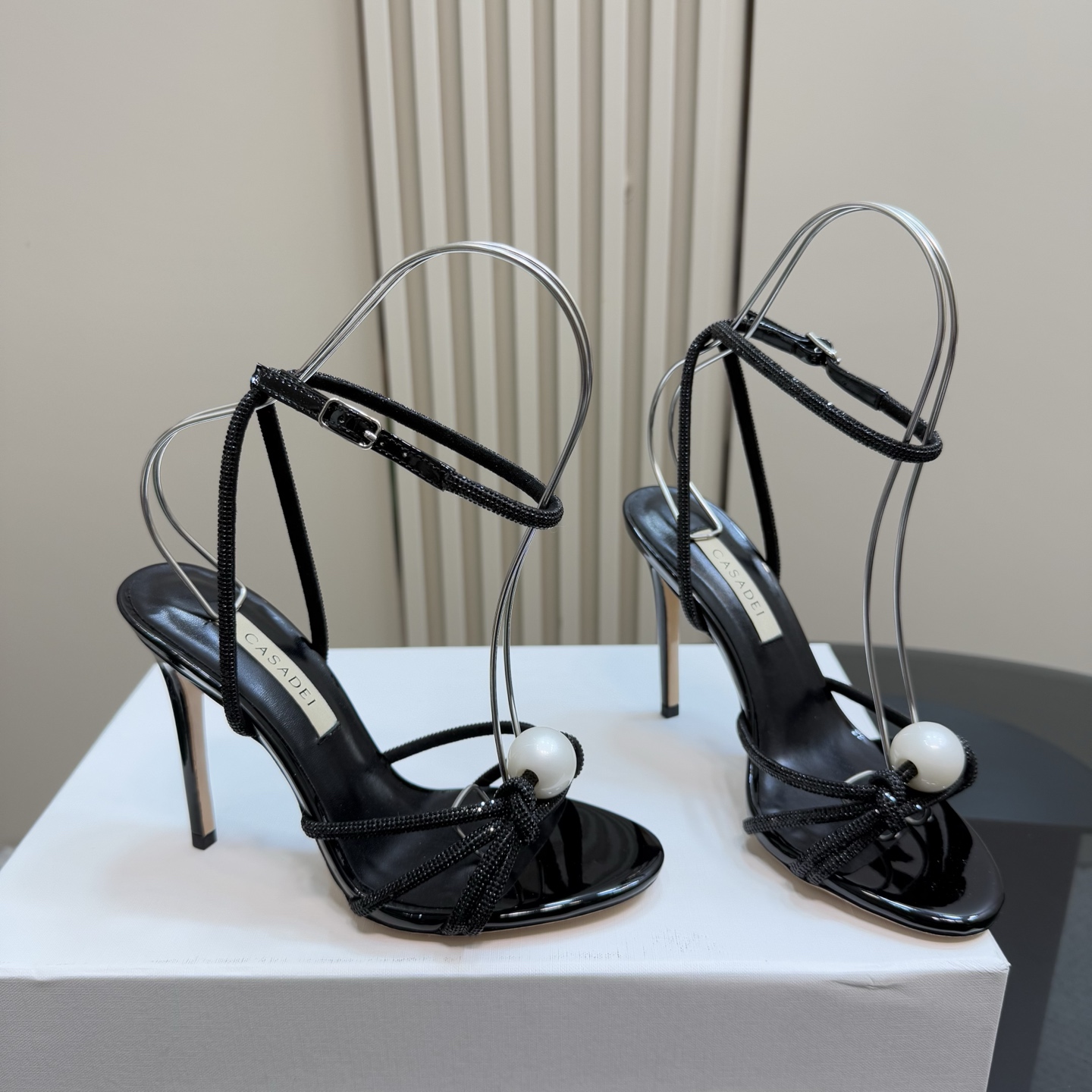 Stylish CASADEI/Cassanti Pearl Water Drills Sandals for Women, Imported Italian Leather, Customizable Sizes - 图片 4