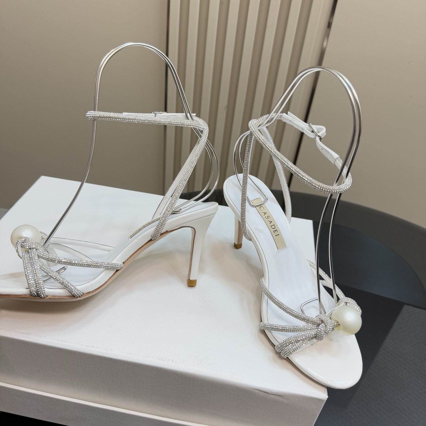 Stylish Pearl Water Drills Sandals: CASADEI/Cassanti 25WF Collection Summary - 图片 3