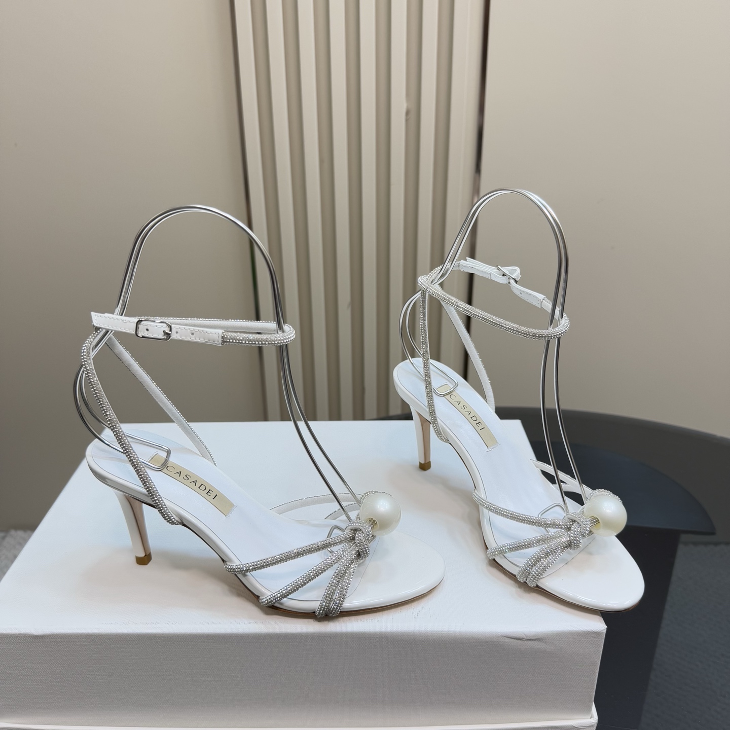 Stylish Pearl Water Drills Sandals: CASADEI/Cassanti 25WF Collection Summary - 图片 4