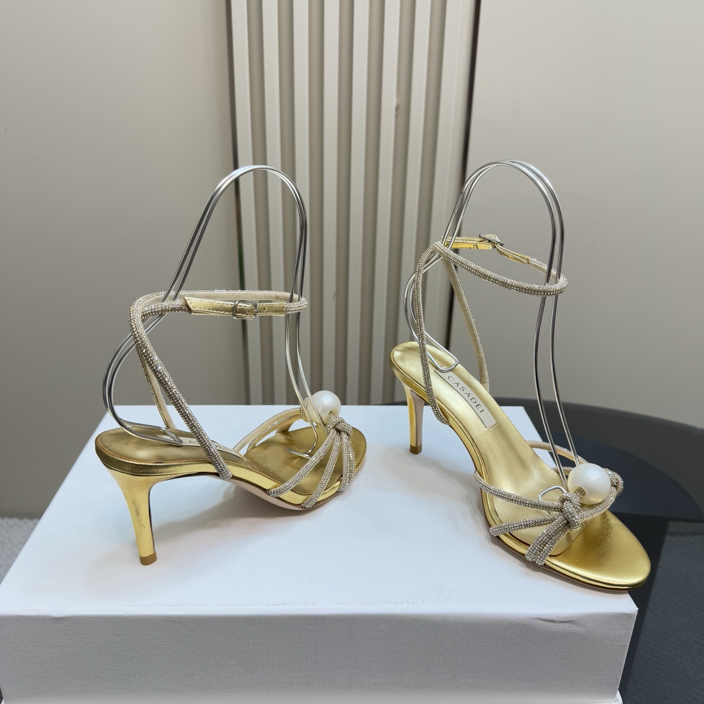 Stylish Pearl Water Drills Sandals: CASADEI/Cassanti 25WF Collection Summary - 图片 6