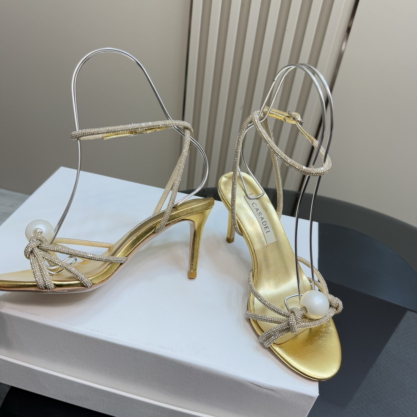 Stylish Pearl Water Drills Sandals: CASADEI/Cassanti 25WF Collection Summary - 图片 3