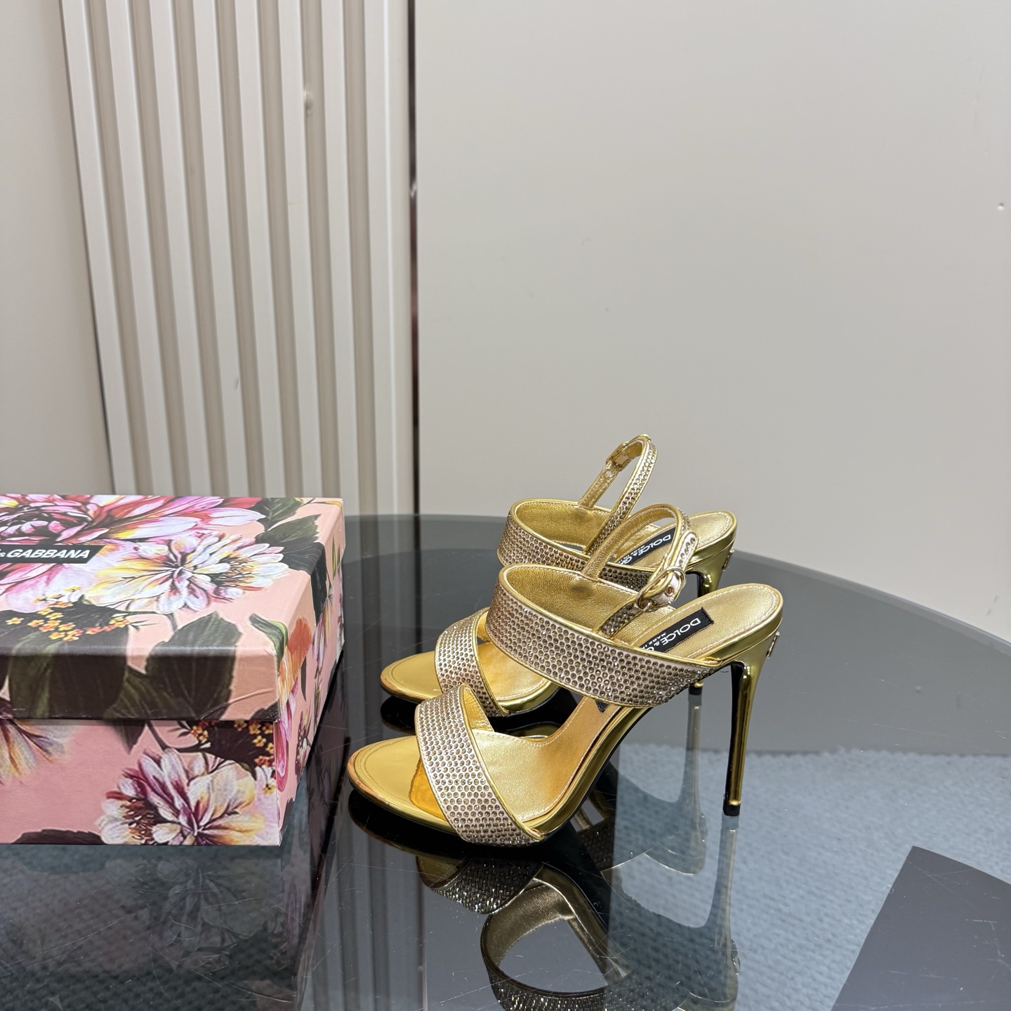 NO:260668,Dolce & Gabbana 25Ss high heel sandals Upper: rhinestones inner sheepskin foot pad: sheepskin Heel height: 11cm Size 35-41 (40.41 custom made), high heels sandals, Dolce & Gabbana, sandals, high heels, sheepskin19860909Dolce & Gabbana 25Ss 高跟凉鞋 鞋面:水钻 内里羊皮 垫脚:羊皮 跟高:11cm 码数35-41(40.41定做),高跟鞋凉鞋,Dolce&Gabbana,sandals,high heels,sheepskin,Women's Shoes