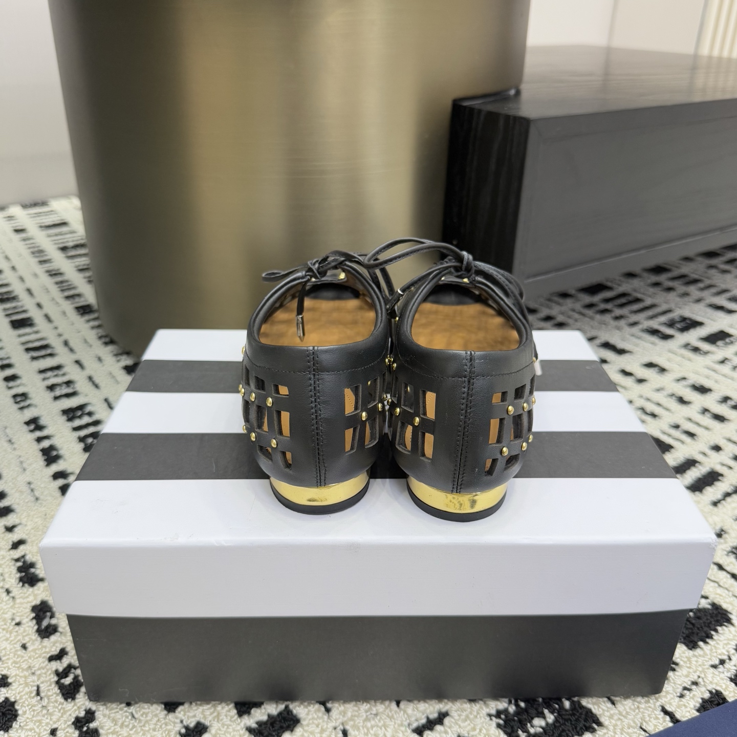 Aquazzura Women's Leather Pointed Toe Oxford with Gold Studded Detailing 7 i1746008670687 1365 0 4