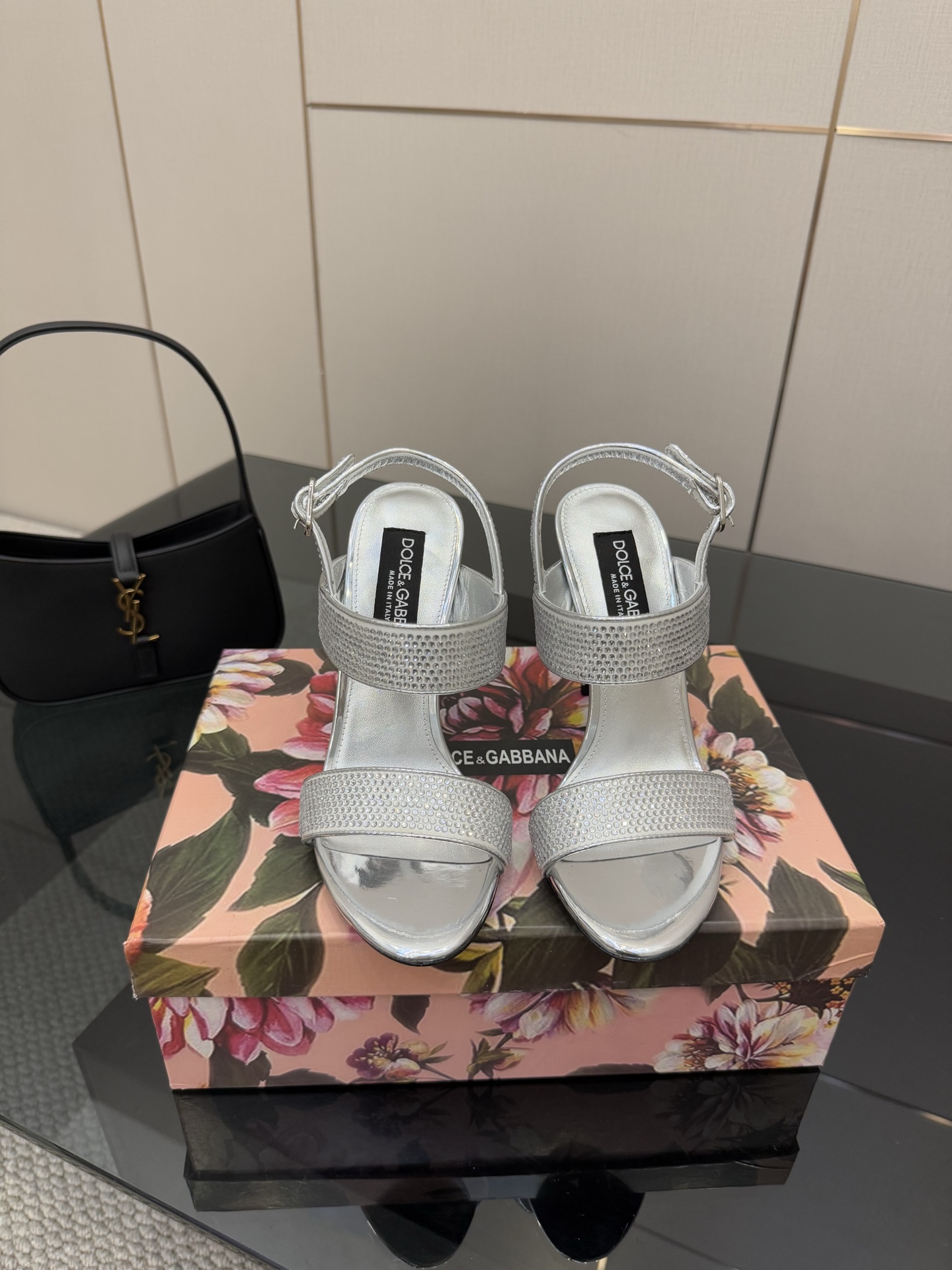 NO:262818,Dolce & Gabbana 25Ss high heel sandals Upper: rhinestones inner sheepskin foot pad: sheepskin Heel height: 11cm Size 35-41 (40.41 custom made), high heels sandals, Dolce & Gabbana, sandals, high heels, sheepskin19860909Dolce & Gabbana 25Ss 高跟凉鞋 鞋面:水钻 内里羊皮 垫脚:羊皮 跟高:11cm 码数35-41(40.41定做),高跟鞋凉鞋,Dolce&Gabbana,sandals,high heels,sheepskin,Women's Shoes