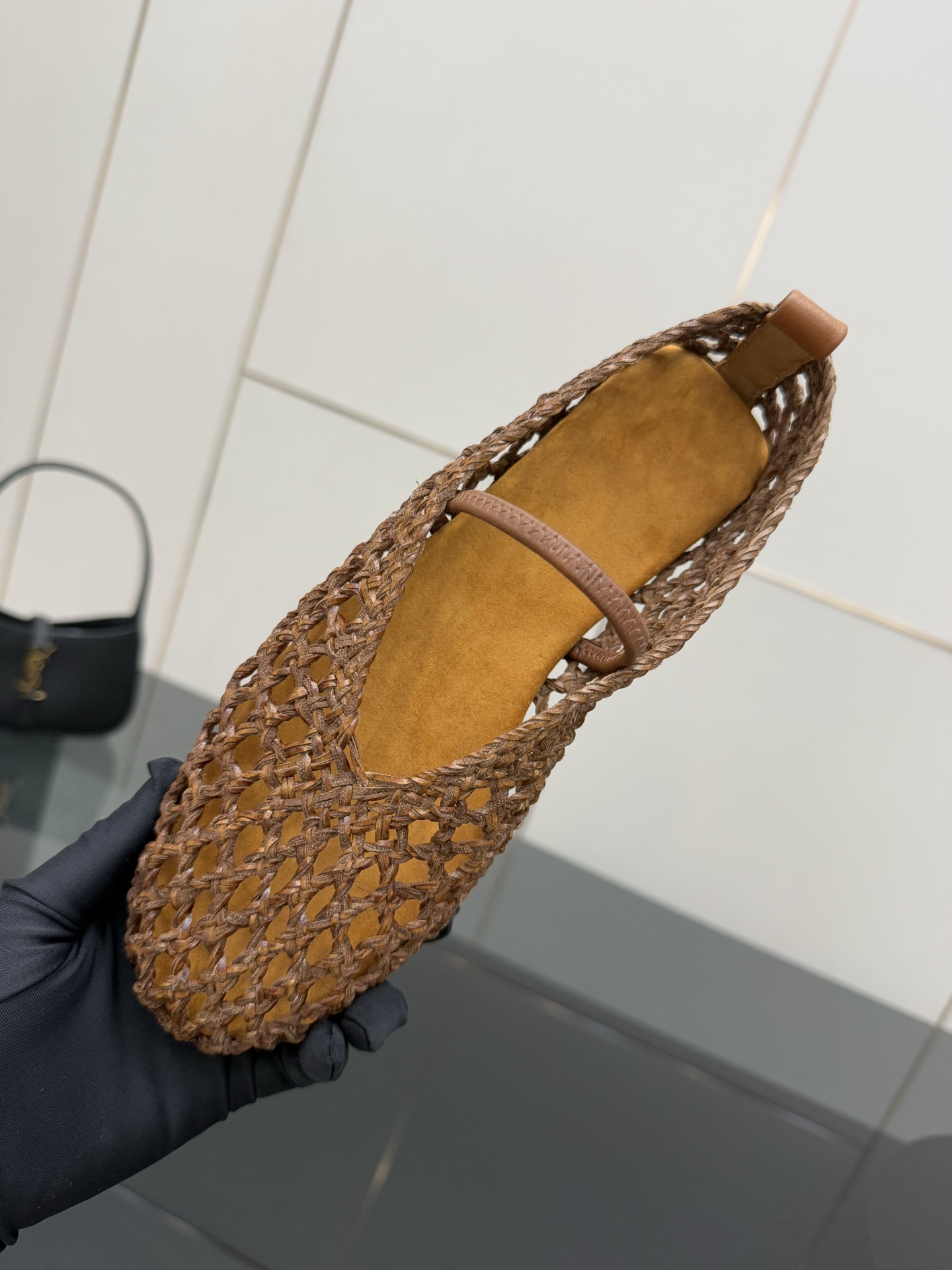 Stylish Weaved Mary Jane Shoes with Crystal Coating – Size 35 to 41 - 图片 9