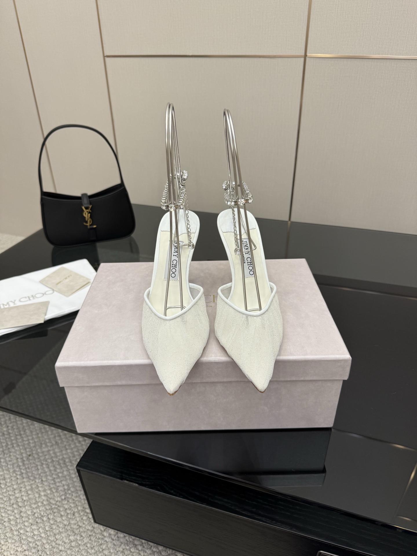 NO:387815,JIMMY CHOO new Y-chain high-heel sandals/mesh pointed toe shoes, imported mesh upper, imported sheepskin inner, imported outsole, imported genuine leather outsole, heel height 8.5CM, size 35-39 (34/40/41, customized size, no return or replacement), high heels, sandals, jimmy choo, sandals, high heels, sheepskin, Leather soles19860909JIMMY CHOO新款Y链高跟凉鞋/网纱尖头单鞋 鞋面进口网纱 内里进口羊皮 大底意大利进口真皮大底 跟高8.5CM 码数35-39（34/40/41 码定做不退不换）,高跟鞋凉鞋,jimmy choo,sandals,high heels,sheepskin,Leather soles,Women's Shoes