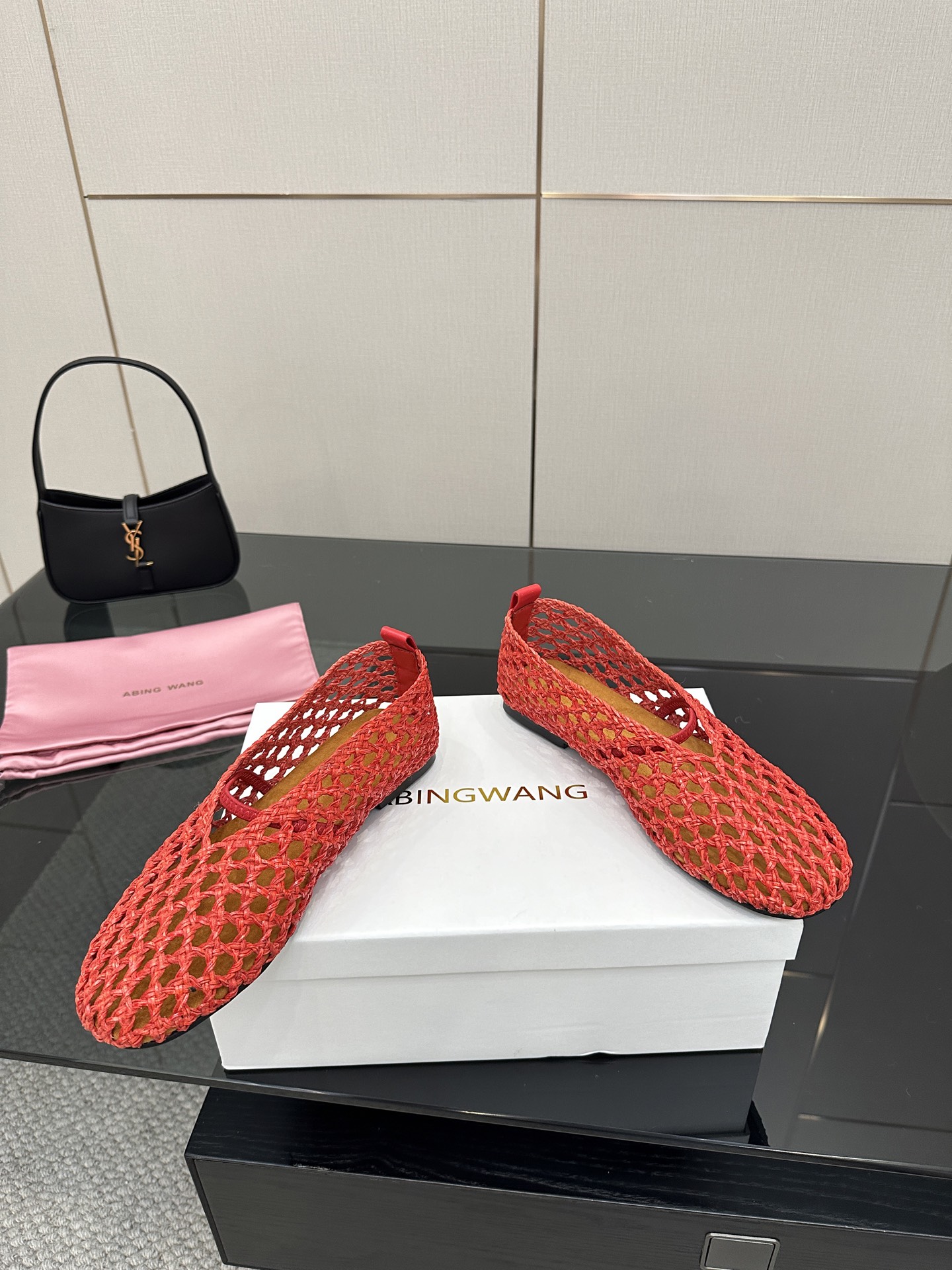 Abing Wang Weaves Sexy Mary Jane Shoes with Crystal Coating. - 图片 3