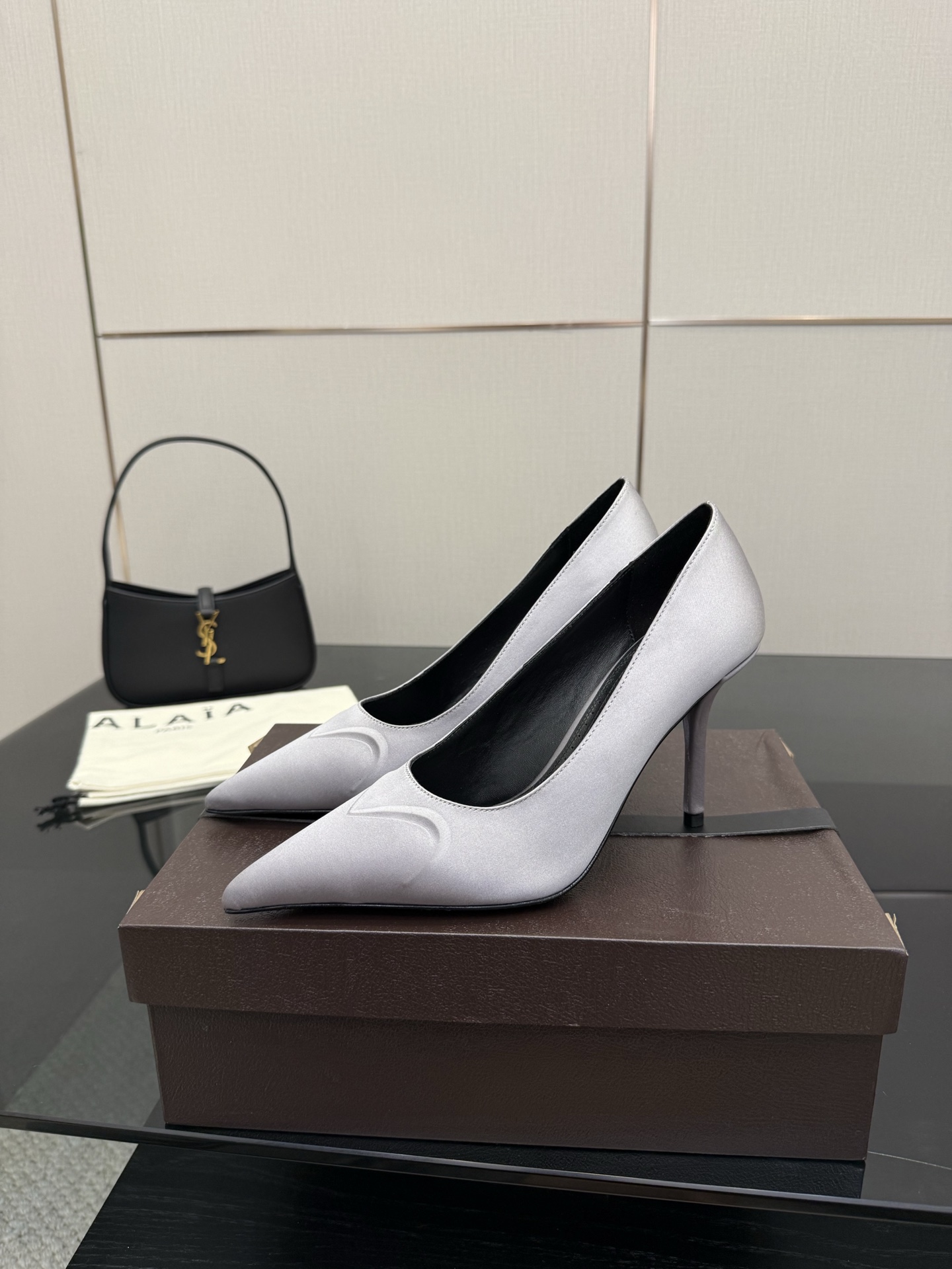 “744.Alai* 25ss High Heels: Spring Fresh, Transparent Design, High-Quality Materials, Princess-Like Feel” - 图片 3