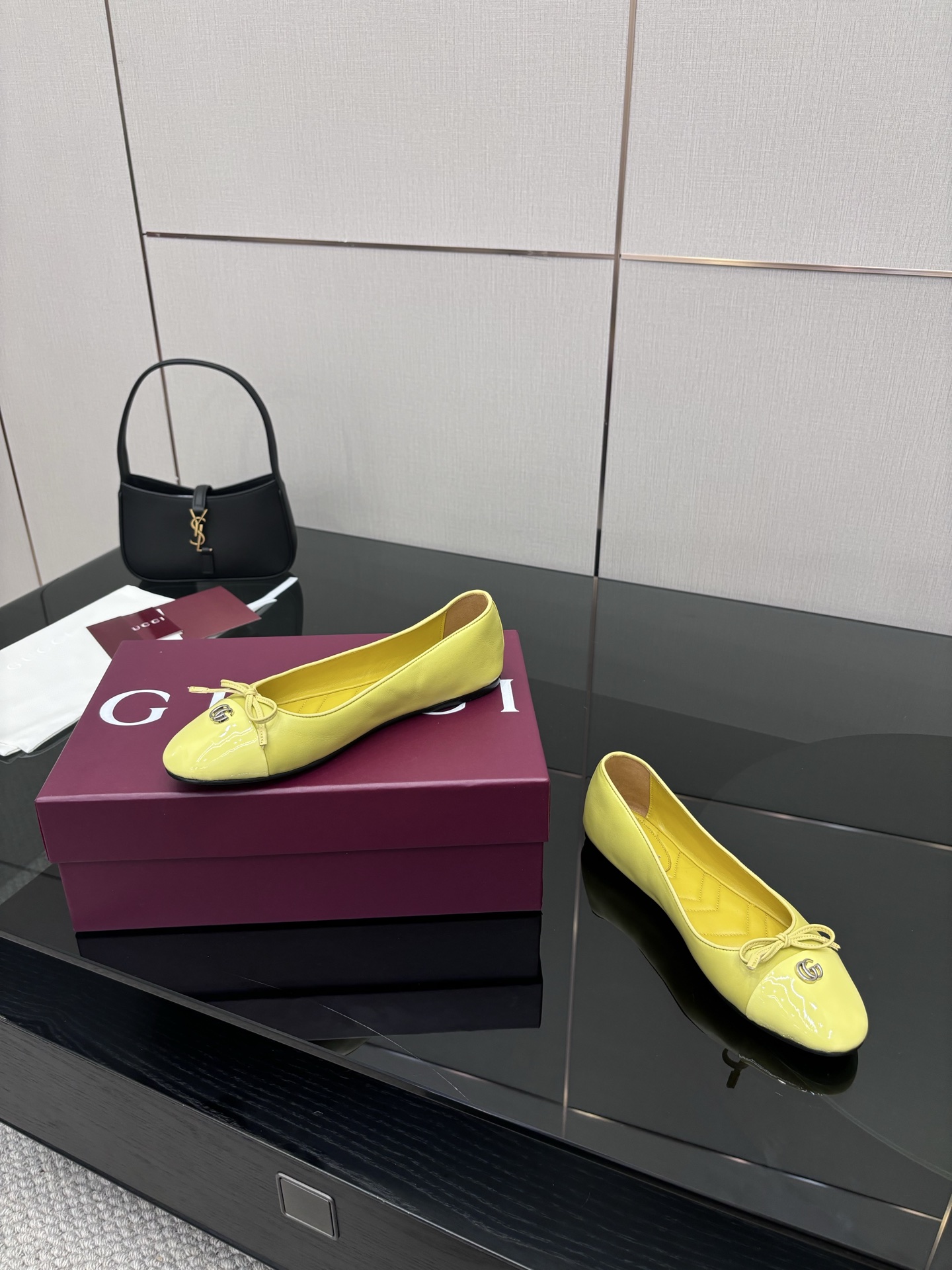 “GUCCI 25-Stamped Ballet Shoes: Features and Materials Overview” - 图片 6