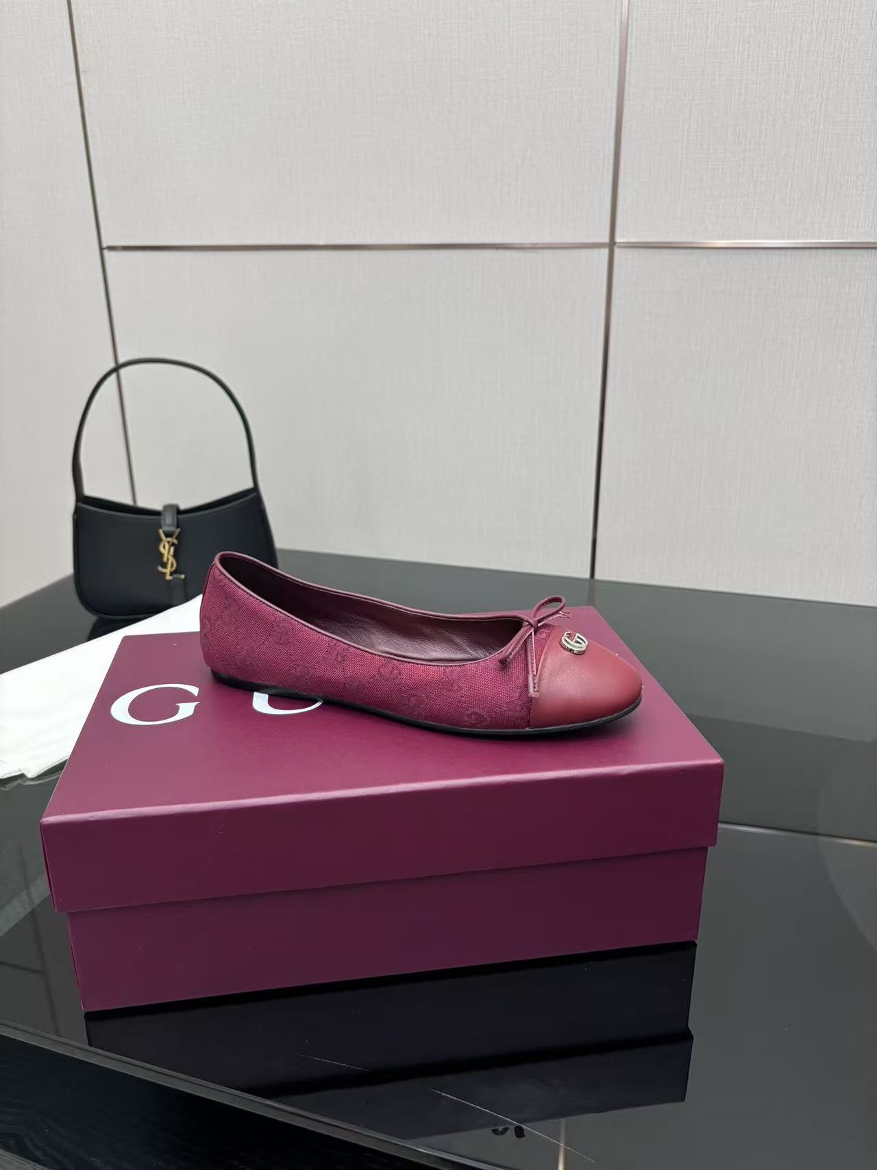 “GUCCI 25-Stamped Ballet Shoes: Custom Design, Premium Materials, Popular Ballerina Style” - 图片 6