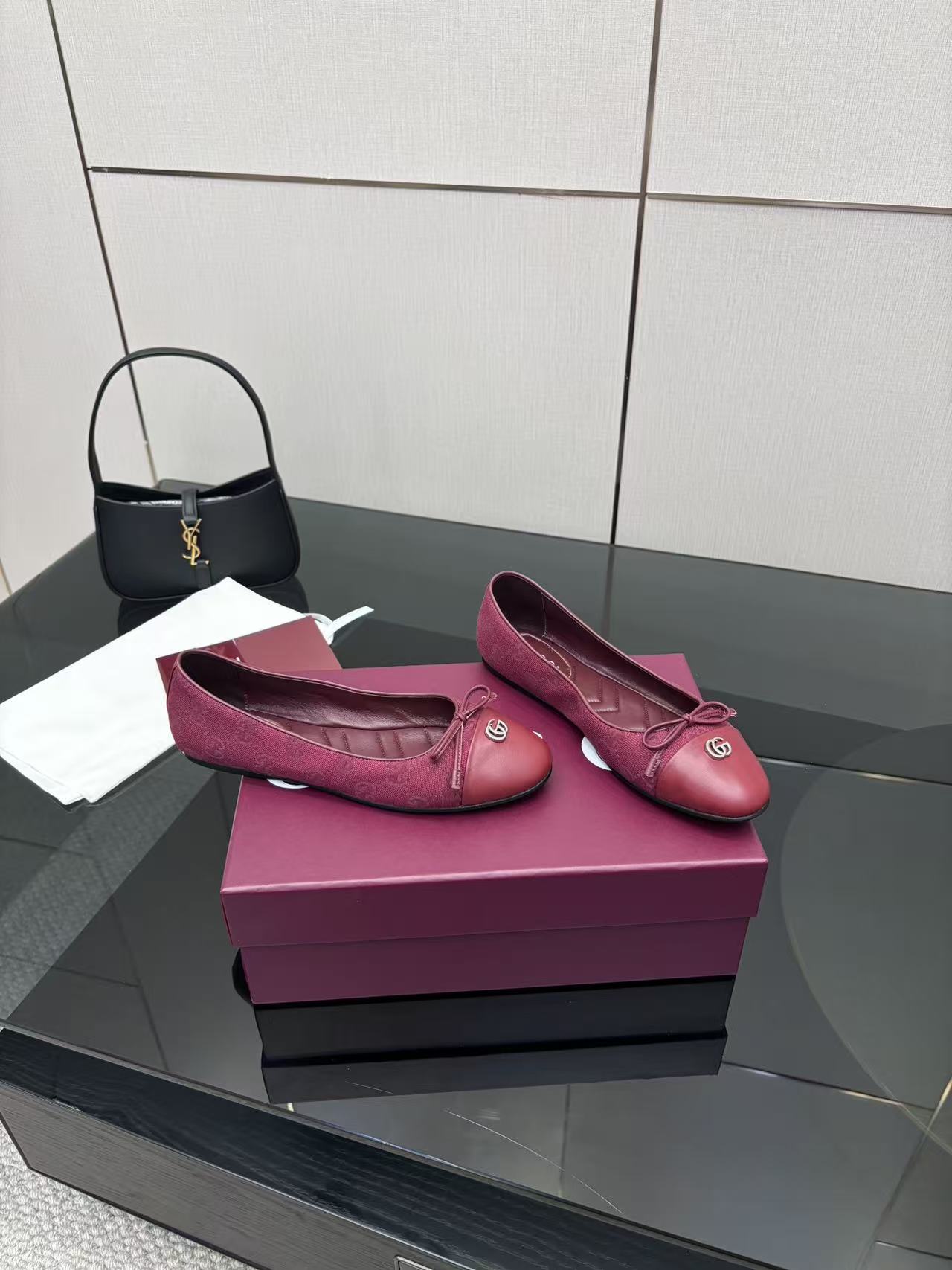 “GUCCI 25-Stamped Ballet Shoes: Custom Design, Premium Materials, Popular Ballerina Style” - 图片 3