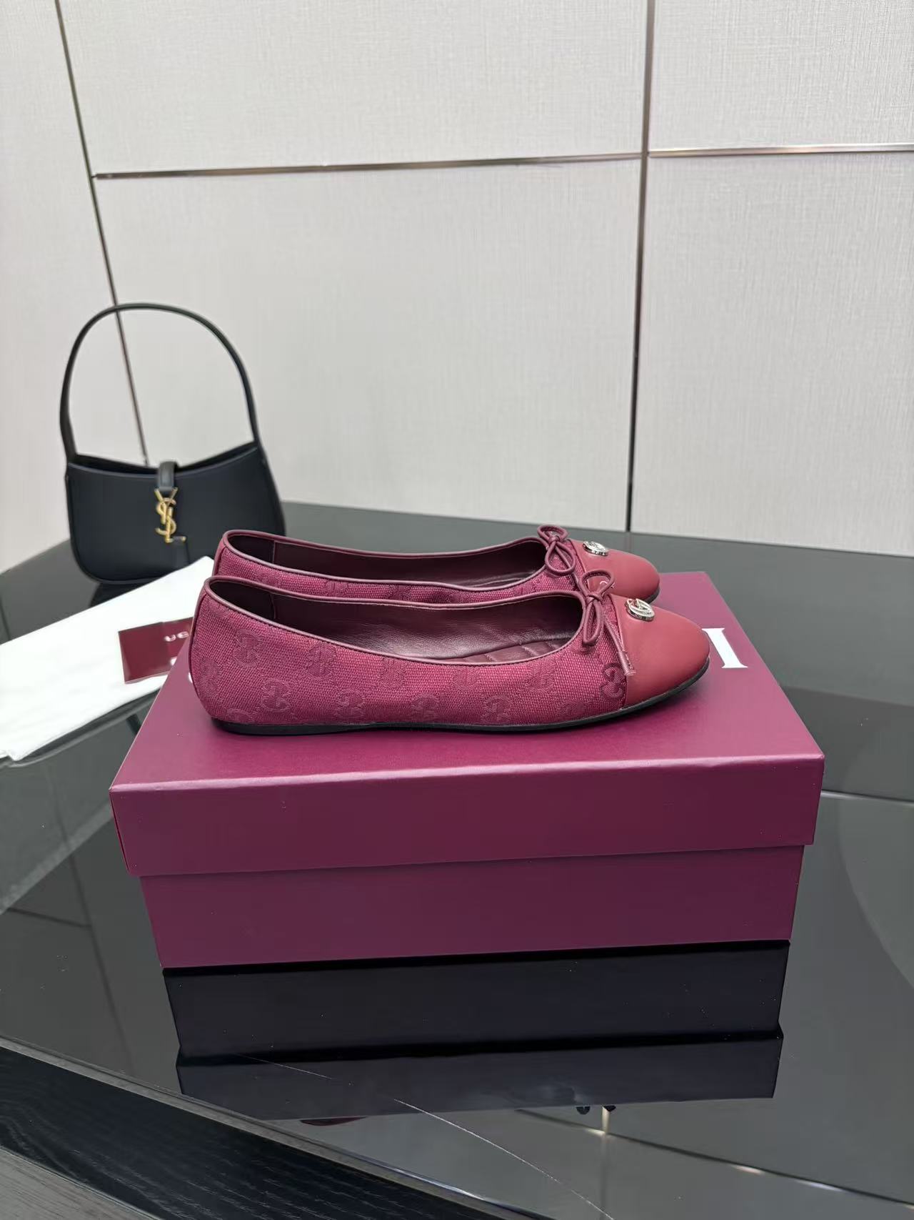 “GUCCI 25-Stamped Ballet Shoes: Custom Design, Premium Materials, Popular Ballerina Style” - 图片 5