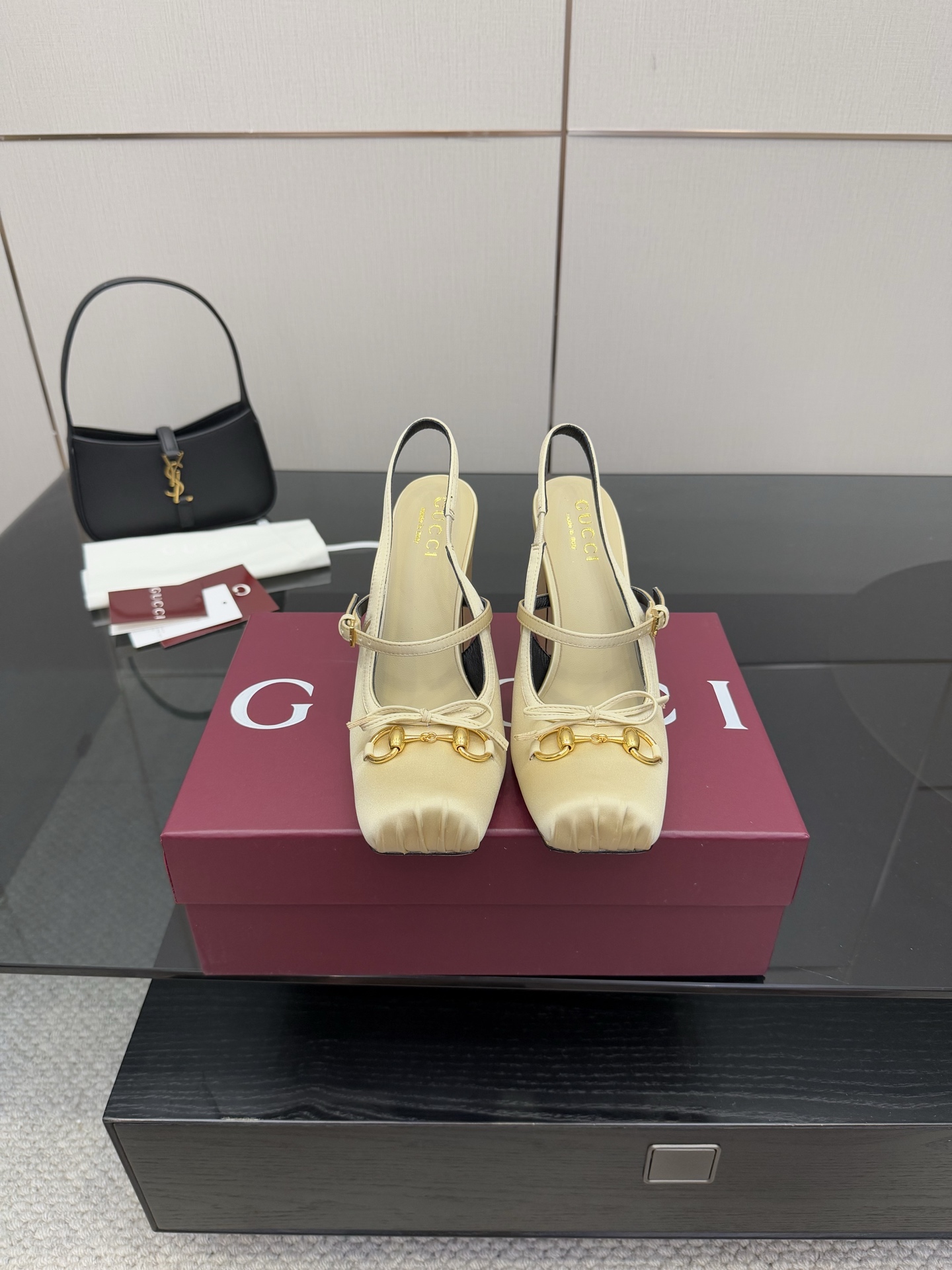 Gucci Women's Horsebit-Detailed Slingback Ballet Pumps High Heel Sandals 2 i1760388721408 4154 0 0