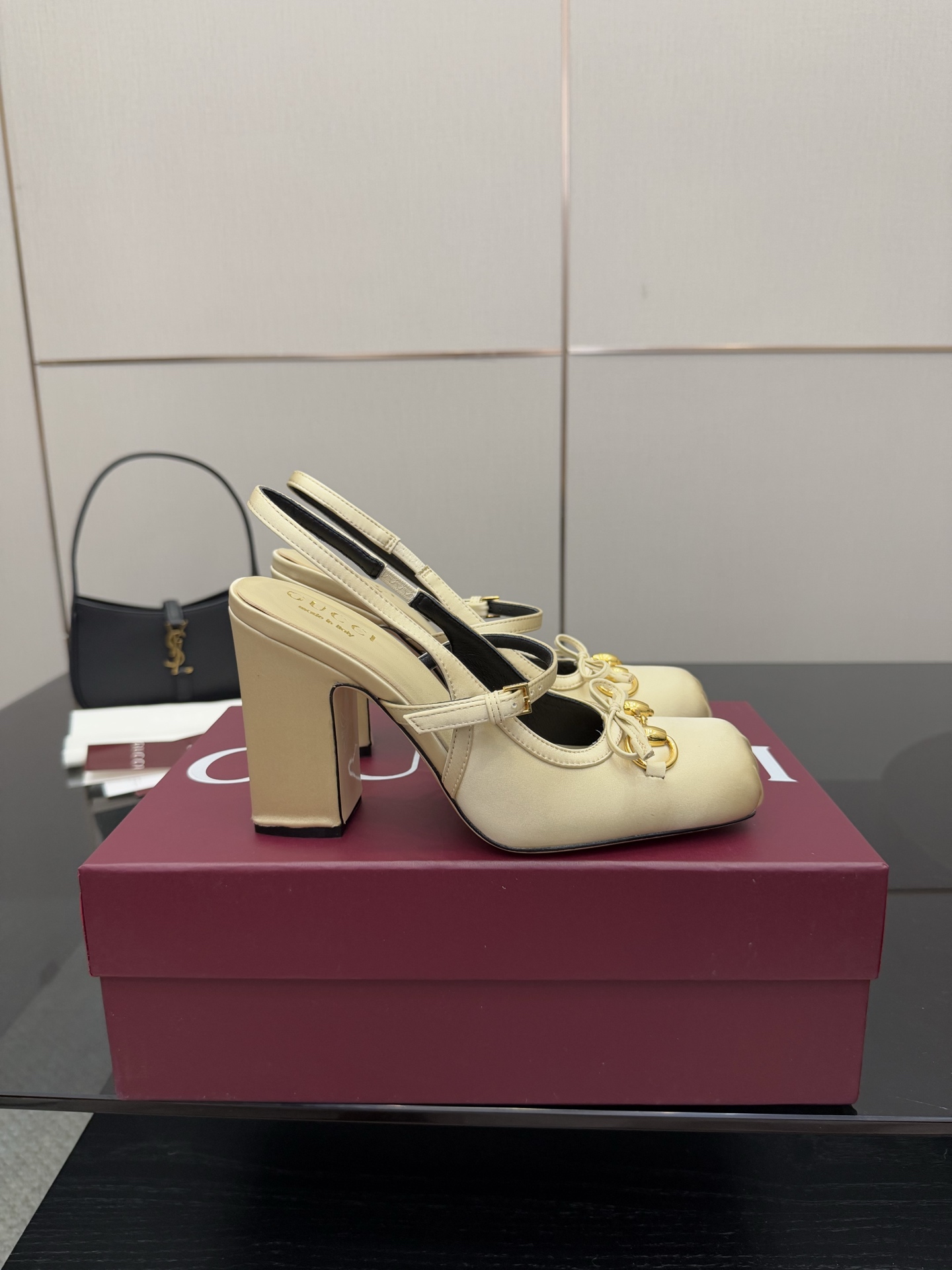 Gucci Women's Horsebit-Detailed Slingback Ballet Pumps High Heel Sandals 7 i1760388725178 8125 0 5