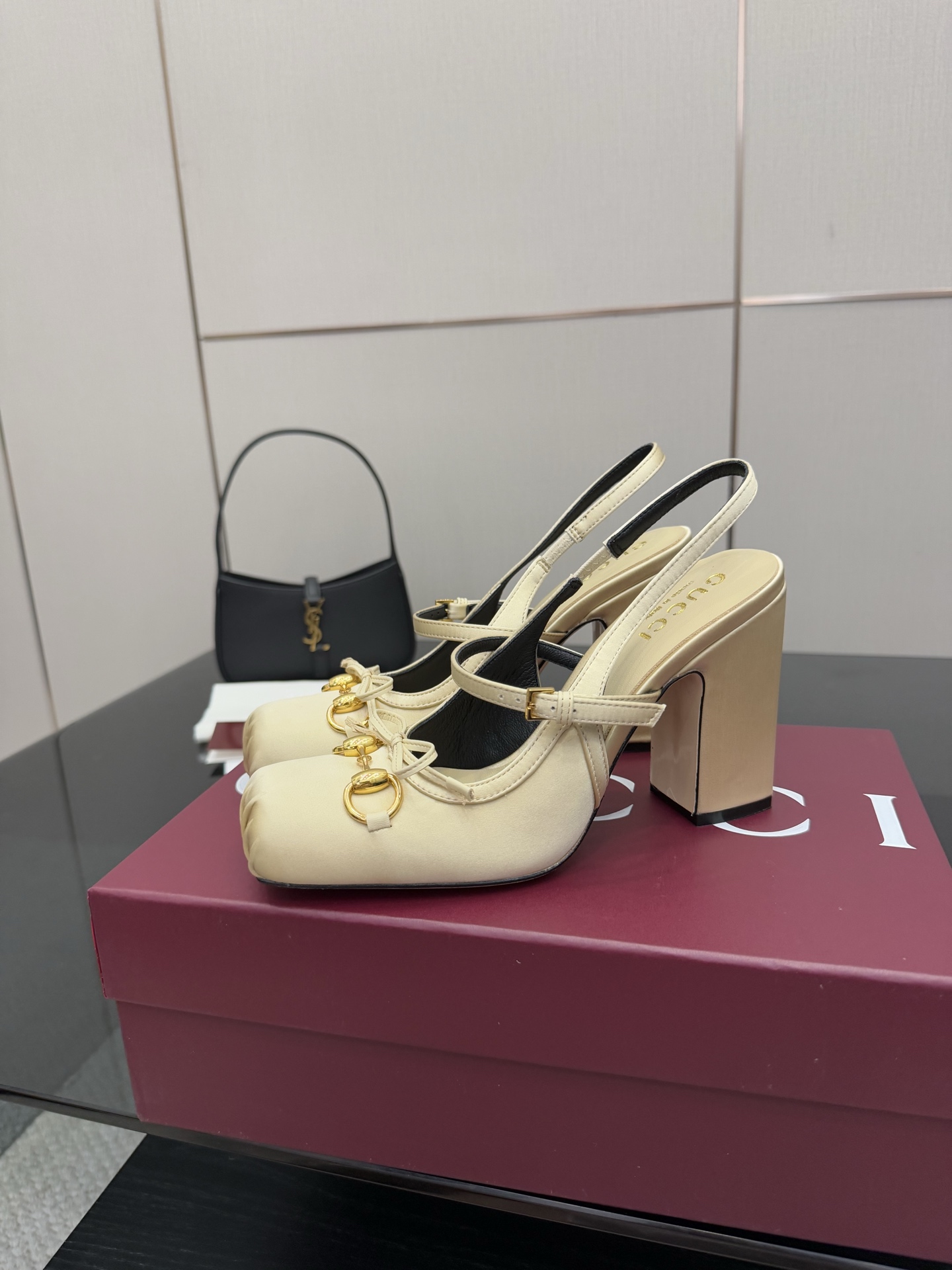 Gucci Women's Horsebit-Detailed Slingback Ballet Pumps High Heel Sandals 3 i1760388725309 8578 0 1