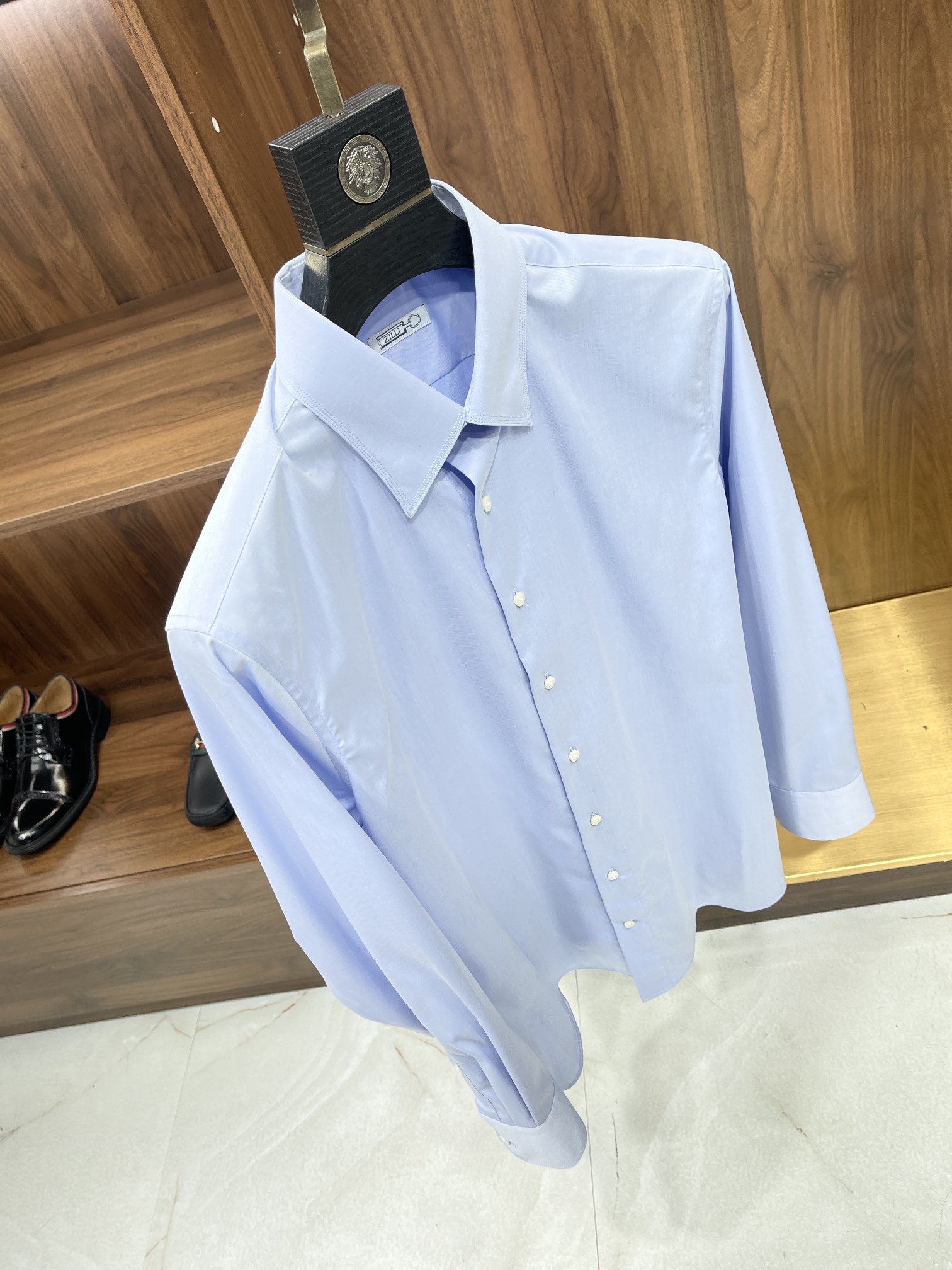 ZILLI一个法国的高端男装品牌常规四季款全棉商务衬衫绝对的高奢品质一家成立于1970年的高端品牌公司创