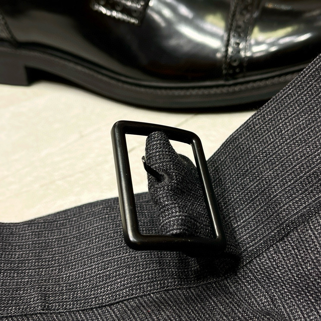 Stylish and Comfortable: P1,000 Fashion Collection for Urban Individuals - 图片 3