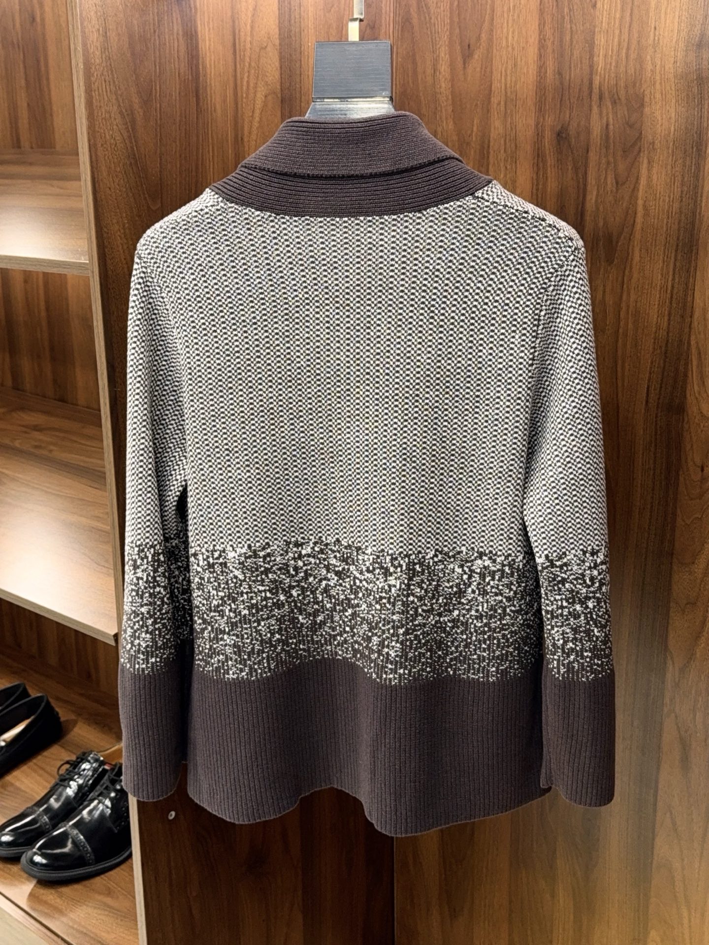 海浪与天空交织！青果领设计师款K家独特牛角扣甄选优质棉麻纱线针织开衫外男士青果领棉麻针织开衫｜把海浪与天