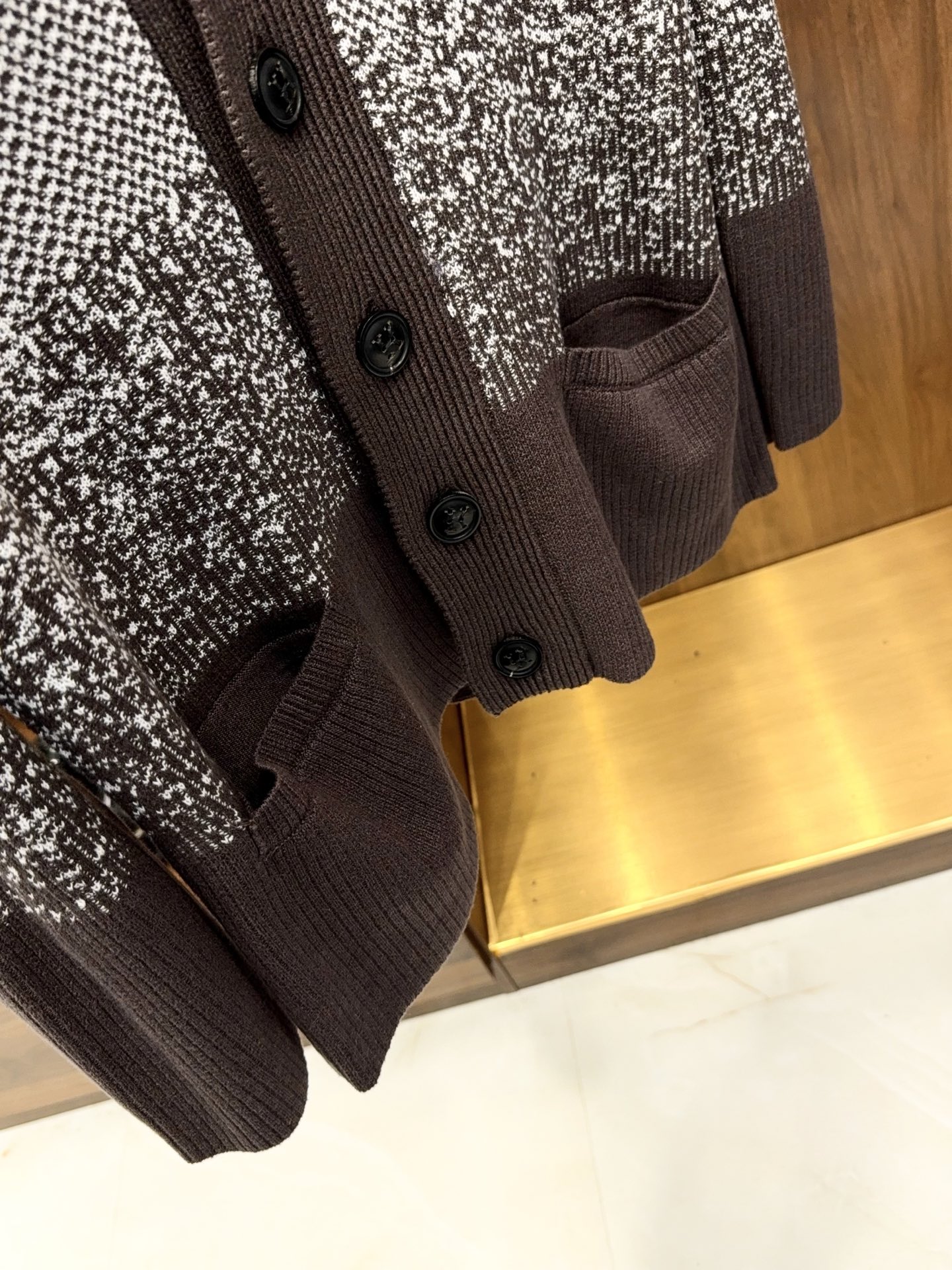 海浪与天空交织！青果领设计师款K家独特牛角扣甄选优质棉麻纱线针织开衫外男士青果领棉麻针织开衫｜把海浪与天