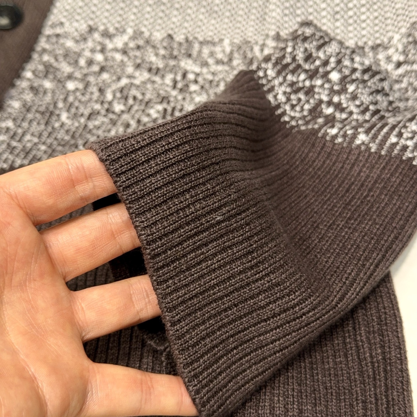 海浪与天空交织！青果领设计师款K家独特牛角扣甄选优质棉麻纱线针织开衫外男士青果领棉麻针织开衫｜把海浪与天