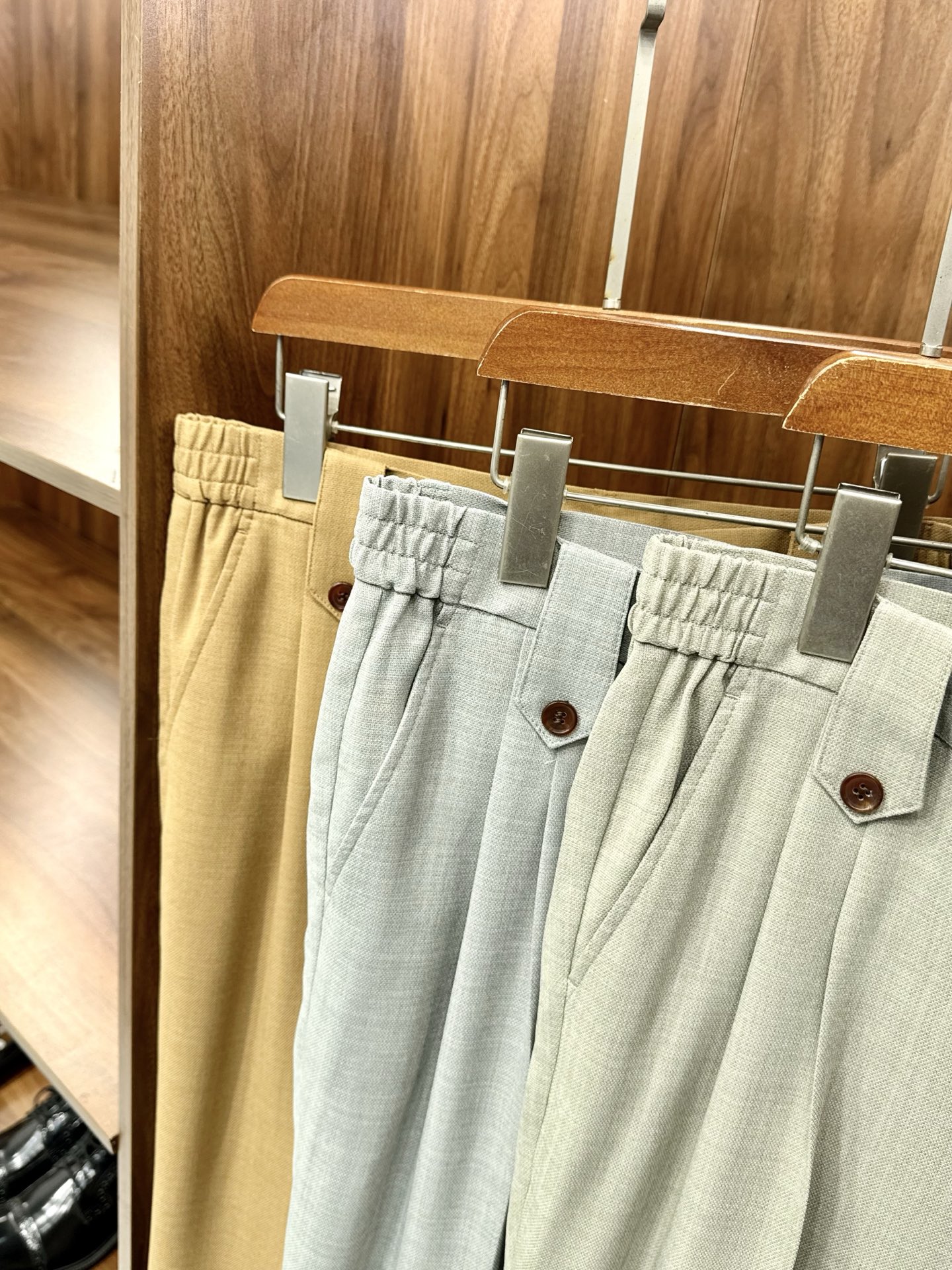 lP🆕家甄选JPN进口面料！含醋酸桑蚕丝纤维匠心打造独特腰头设计微阔舒适透气版型休闲长裤男士lP🆕家醋酸