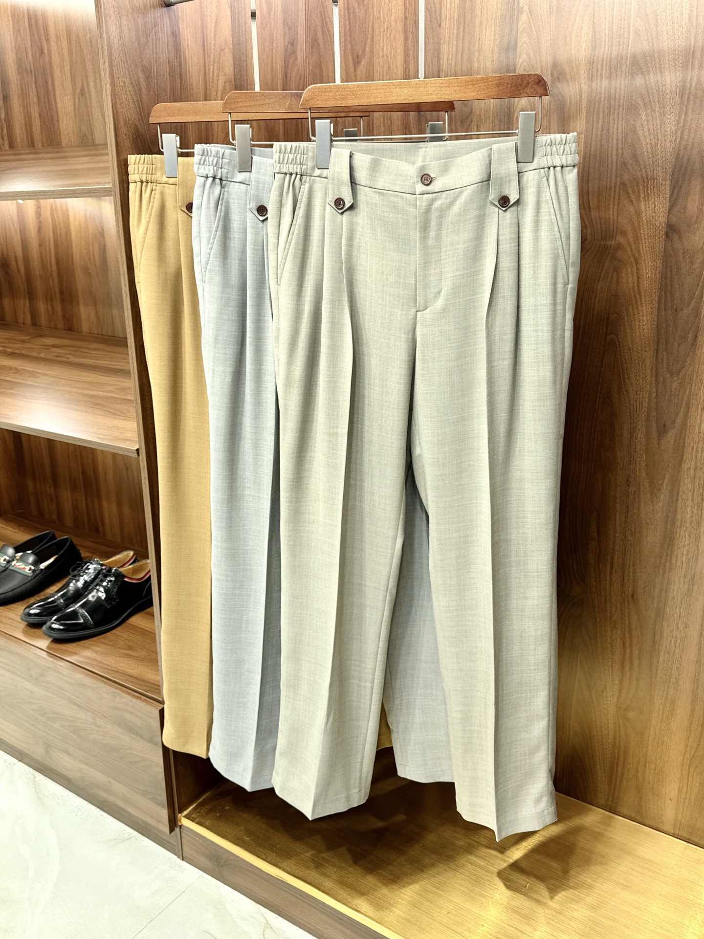 lP🆕家甄选JPN进口面料！含醋酸桑蚕丝纤维匠心打造独特腰头设计微阔舒适透气版型休闲长裤男士lP🆕家醋酸