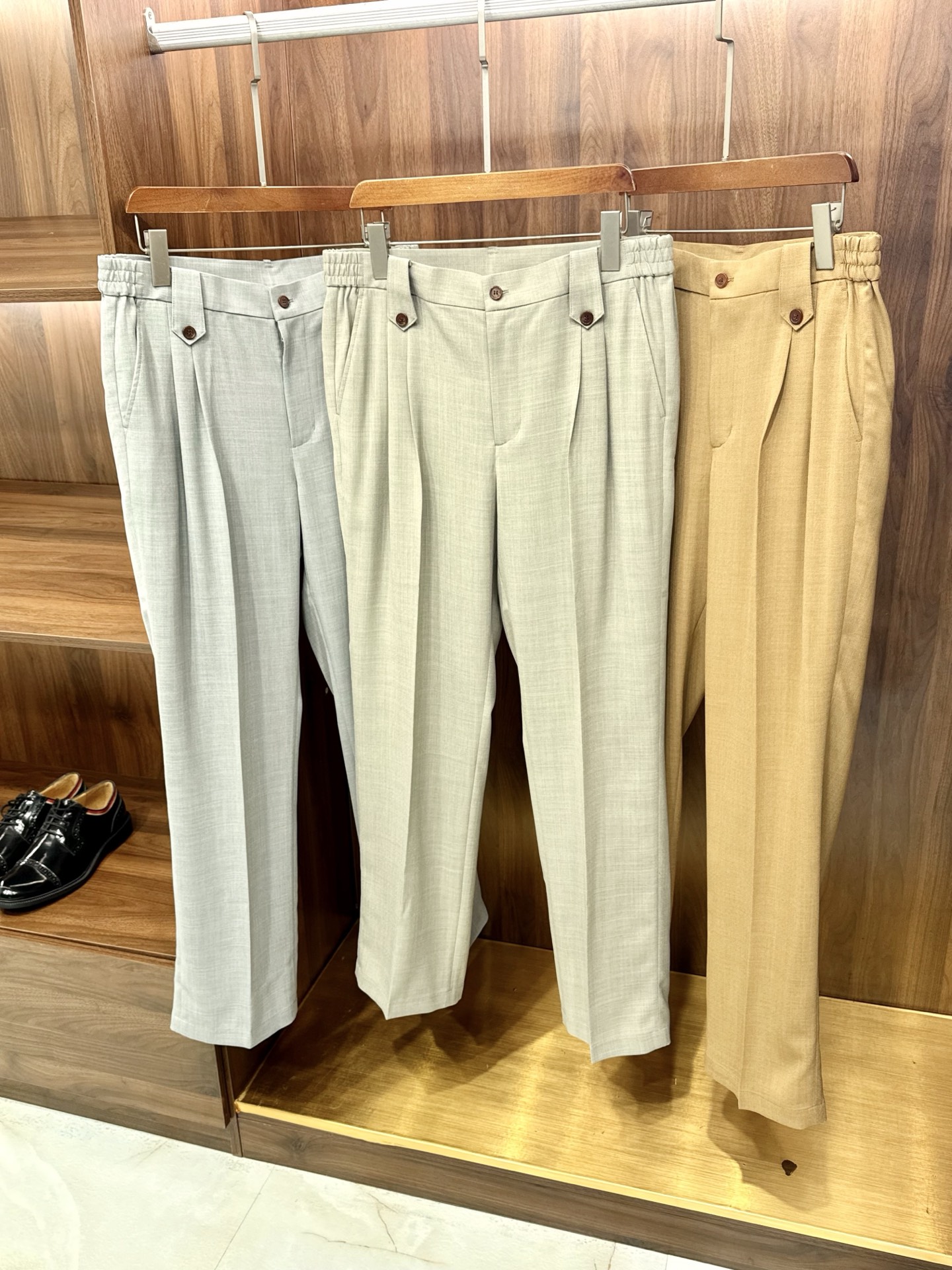 lP🆕家甄选JPN进口面料！含醋酸桑蚕丝纤维匠心打造独特腰头设计微阔舒适透气版型休闲长裤男士lP🆕家醋酸