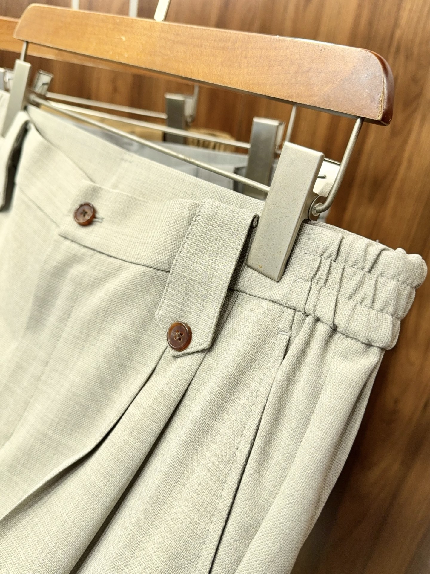 lP🆕家甄选JPN进口面料！含醋酸桑蚕丝纤维匠心打造独特腰头设计微阔舒适透气版型休闲长裤男士lP🆕家醋酸