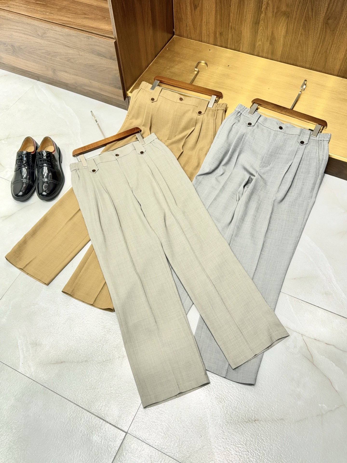 lP🆕家甄选JPN进口面料！含醋酸桑蚕丝纤维匠心打造独特腰头设计微阔舒适透气版型休闲长裤男士lP🆕家醋酸