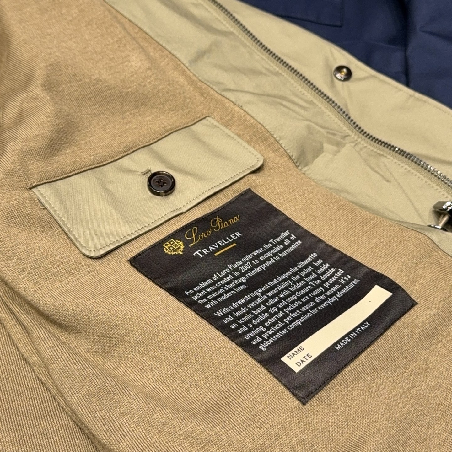 奢品缔造！大腕都爱的通勤款隐藏帽工装四口袋设计可收腰防风中长款风衣式夹克外套奢品通勤夹克，大腕私藏的隐藏