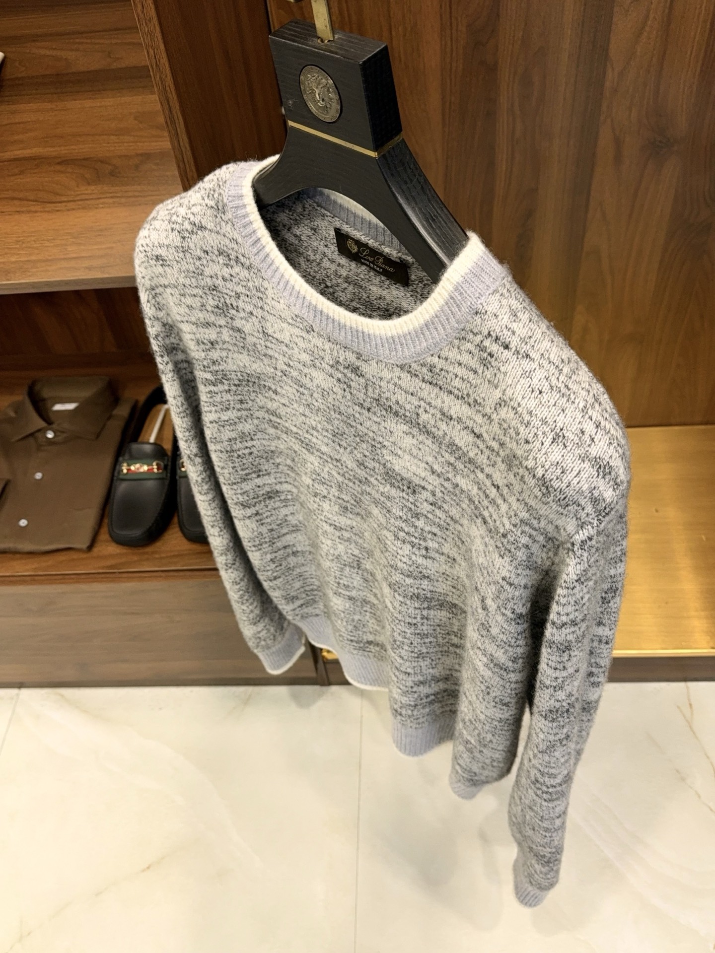 减龄撞色螺口！lP🆕家色织花纱工艺甄选黄金比例含35%羊绒65%羊毛精纺纱线圆领羊绒衫奢级减龄款！lP🆕