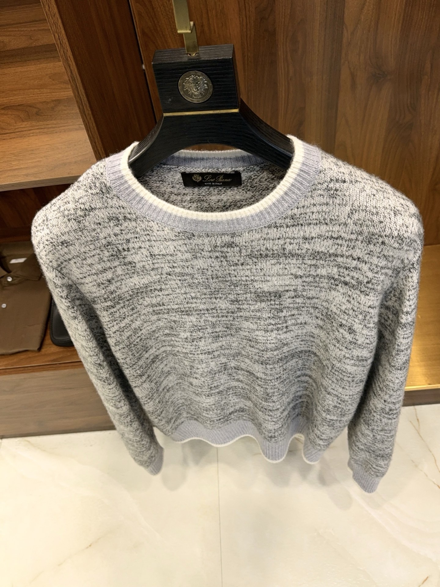 减龄撞色螺口！lP🆕家色织花纱工艺甄选黄金比例含35%羊绒65%羊毛精纺纱线圆领羊绒衫奢级减龄款！lP🆕