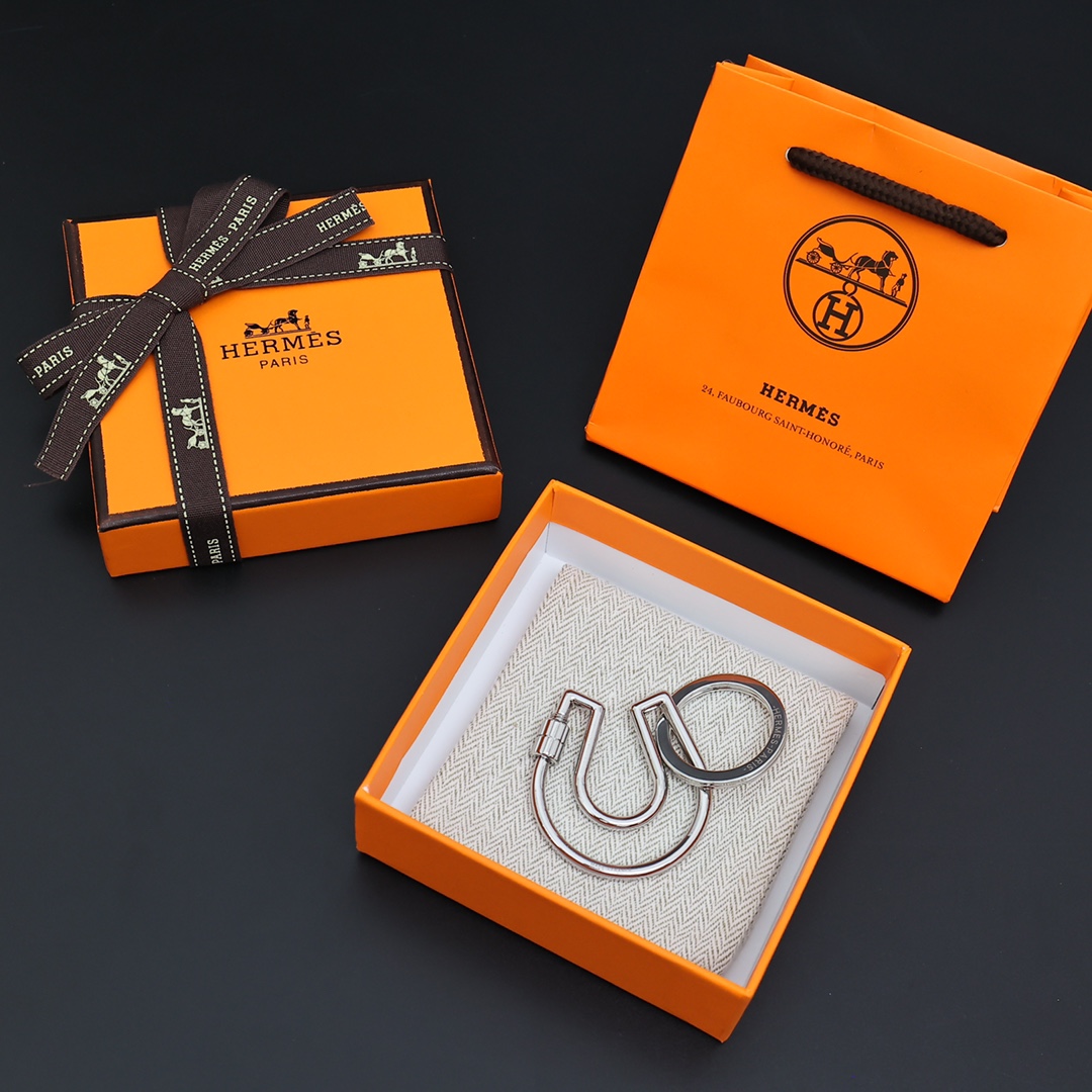 “Unique Hermes Key Buttons for Bag Customization: 200 New Items Available” - 图片 2