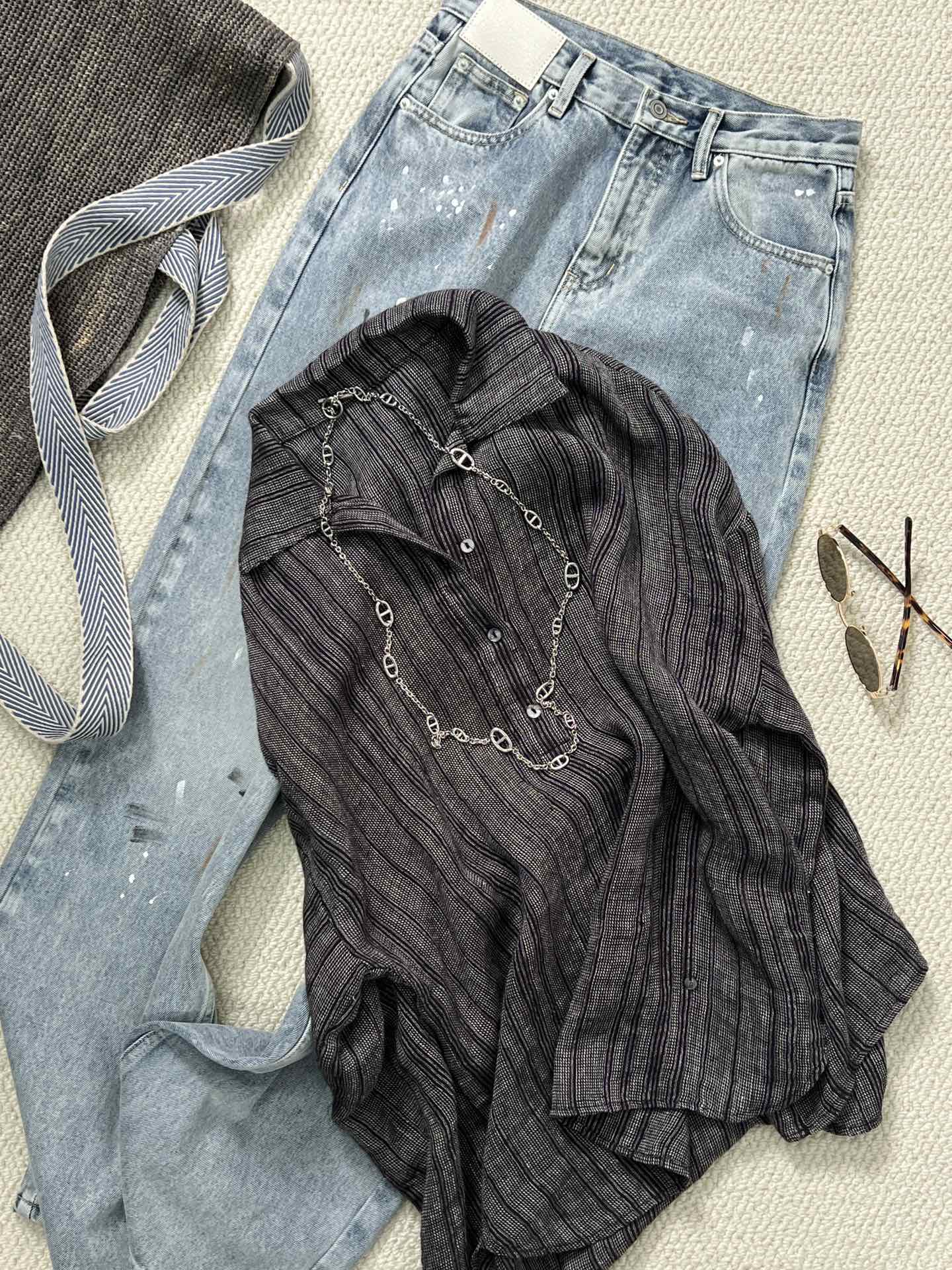 NO:322808,New product sharing [SS25 LINEN | Colored woven linen shirt] Linen colored woven texture, and the different colored yarns are interwoven into a matte halo!  The double deconstruction of the lazy aesthetics of the big V-neck with the V-neck slope and the height of the shirt collar, achieving a 