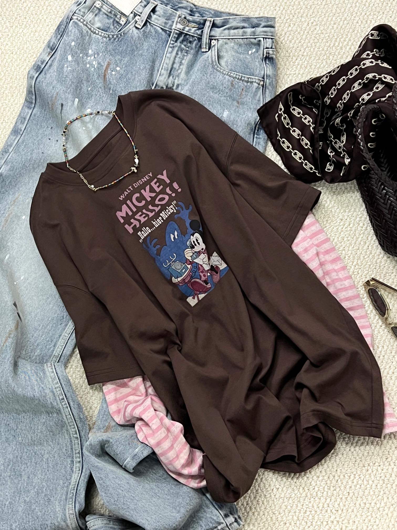 NO:325033,New product sharing [SS25 CARTON | layered caramel cocoa cartoon T] pure cotton × linen fake two-piece respiratory system, brown bottom short-sleeved overprint retro Mickey, vermicelli striped long sleeves like strawberry milkshake injected into the heart of a girl!  Mickey is used to make old, replica of the 90s vintage animation film texture, round neck shoulder clipping, hidden armpit margin, hidden meat index ★★★★★ sml, cartier, T-shirt, alexander wang19860909新品分享【SS25 CARTON | 叠穿焦糖可可卡通T】纯棉×亚麻假两件呼吸系统,棕底短袖叠印复古米奇,粉条纹长袖如草莓奶昔注入少女心！米奇做旧,复刻90年代 vintage动漫胶片质感,圆领落肩剪 裁暗藏腋下余量、藏肉指数★★★★★ sml,,cartier,T-shirt,alexander wang,Women's clothing