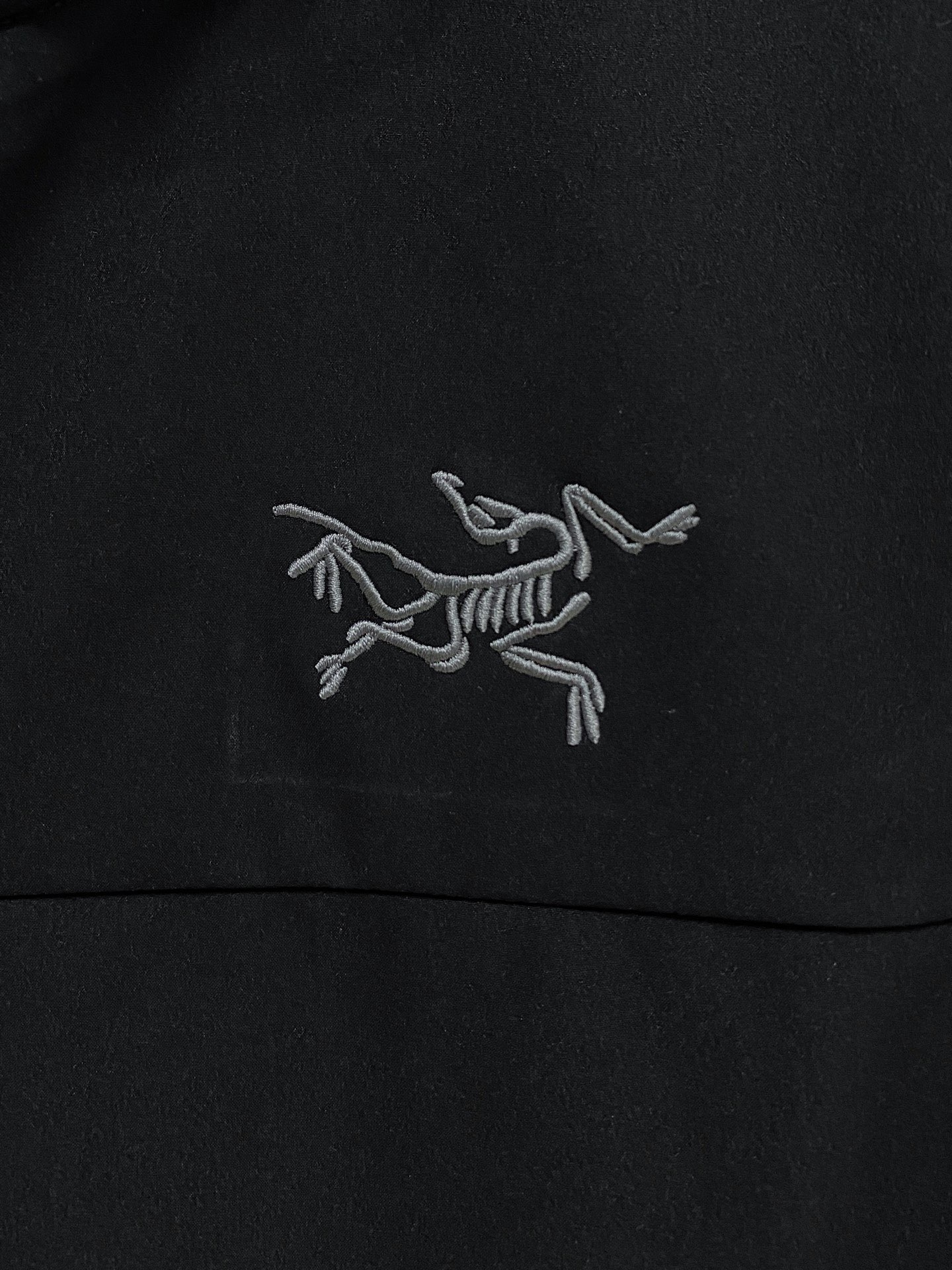 爆款高品质刺绣【始祖鸟百灵达万针刺绣】 【区别市场易脱落印花廉价版本】ARC’TERYX*始祖鸟 25s