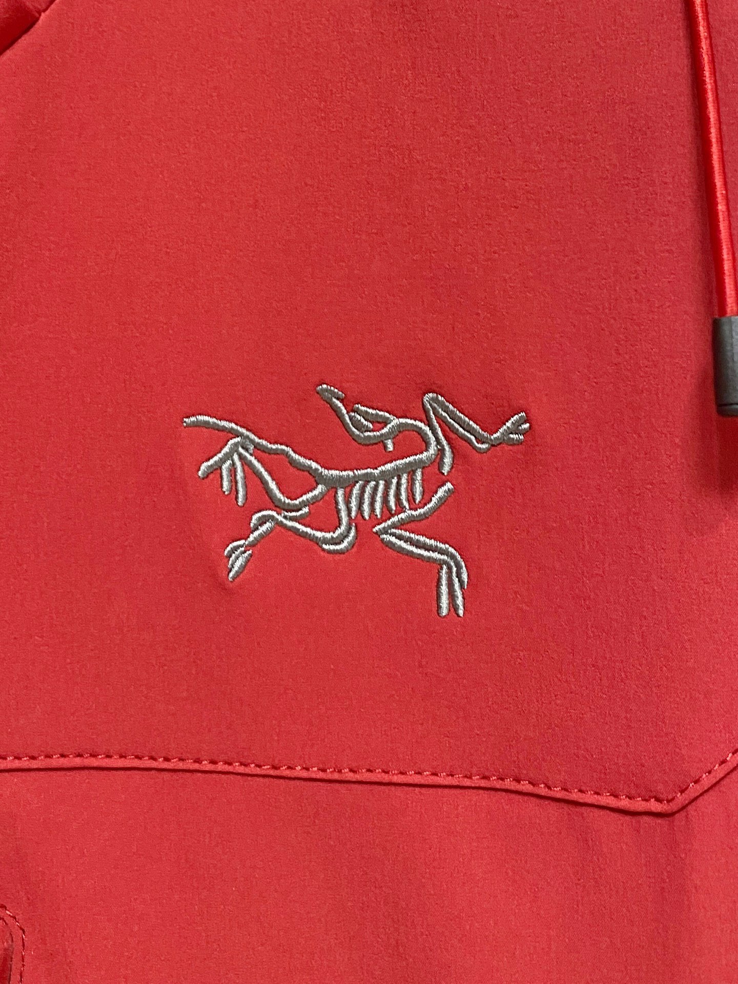 爆款高品质刺绣【始祖鸟百灵达万针刺绣】 【区别市场易脱落印花廉价版本】ARC’TERYX*始祖鸟 25s