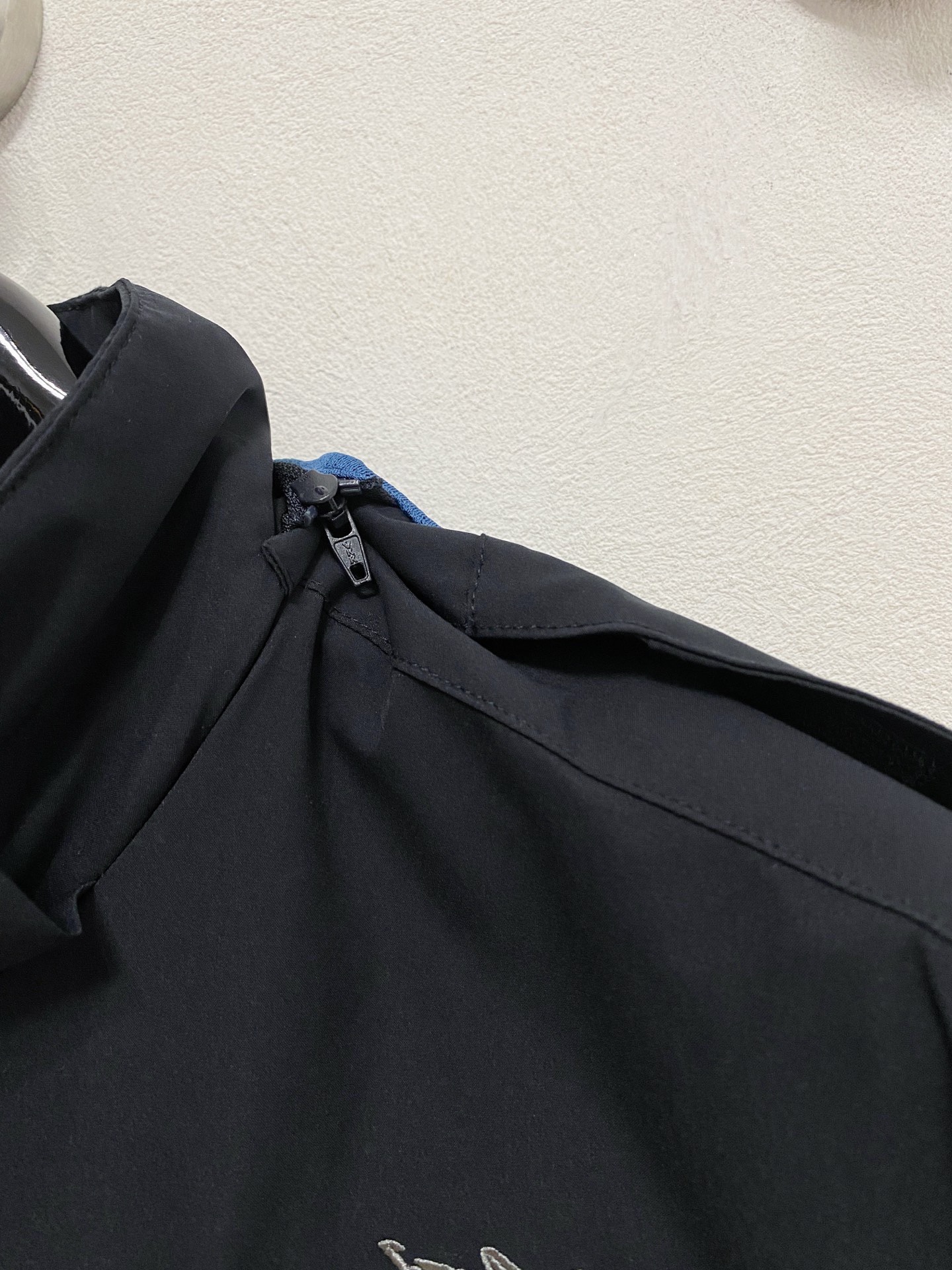 爆款高品质刺绣【始祖鸟百灵达万针刺绣】 【区别市场易脱落印花廉价版本】ARC’TERYX*始祖鸟 25s