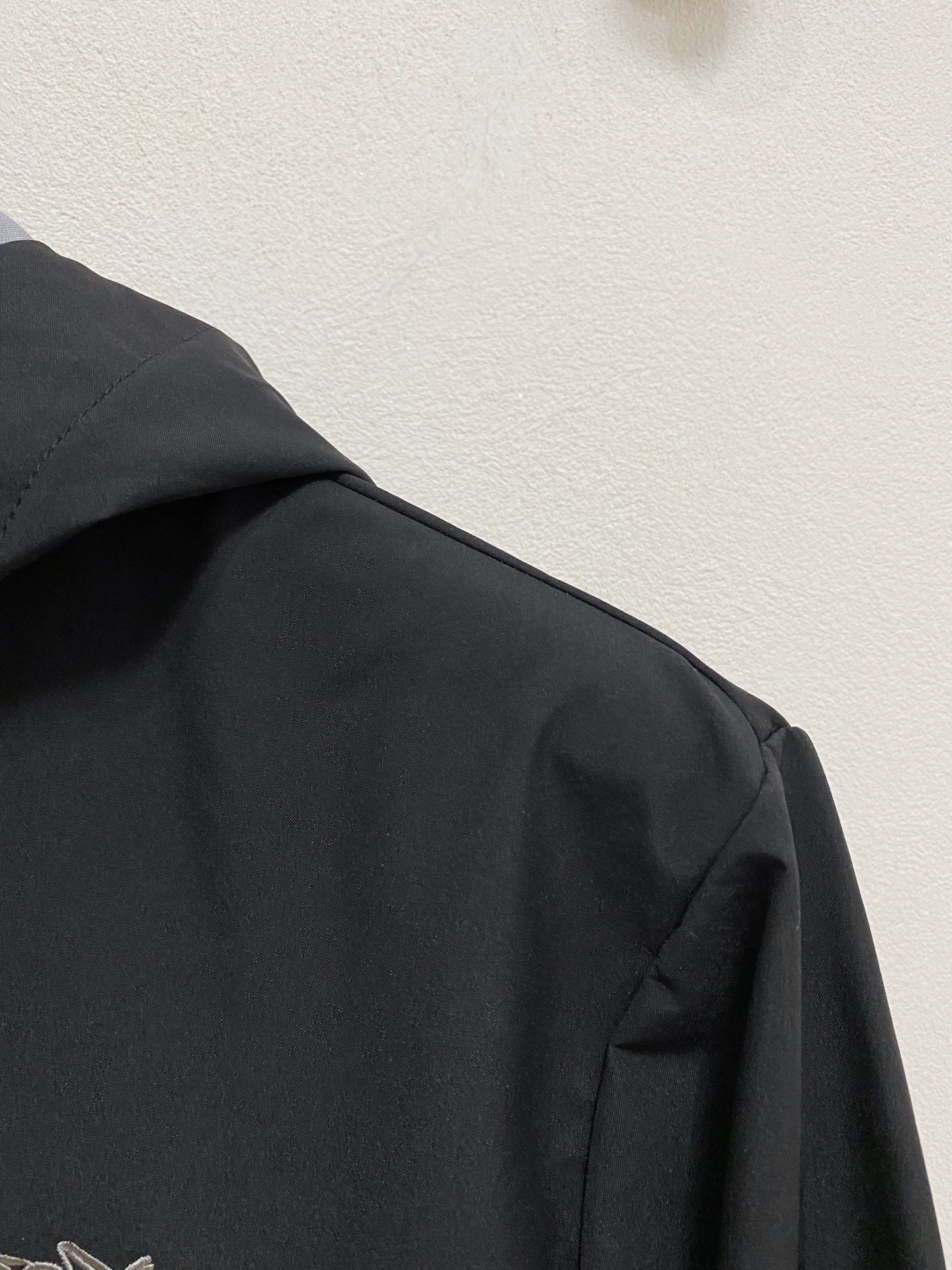 爆款高品质刺绣【始祖鸟百灵达万针刺绣】 【区别市场易脱落印花廉价版本】ARC’TERYX*始祖鸟 25s