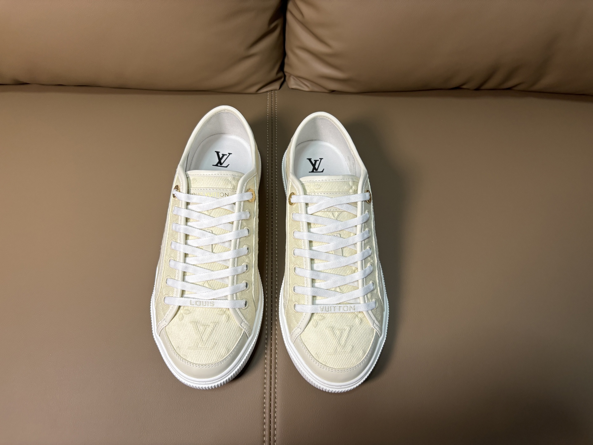LV Style Leather Men's Shoes Lookbook Reference image 1