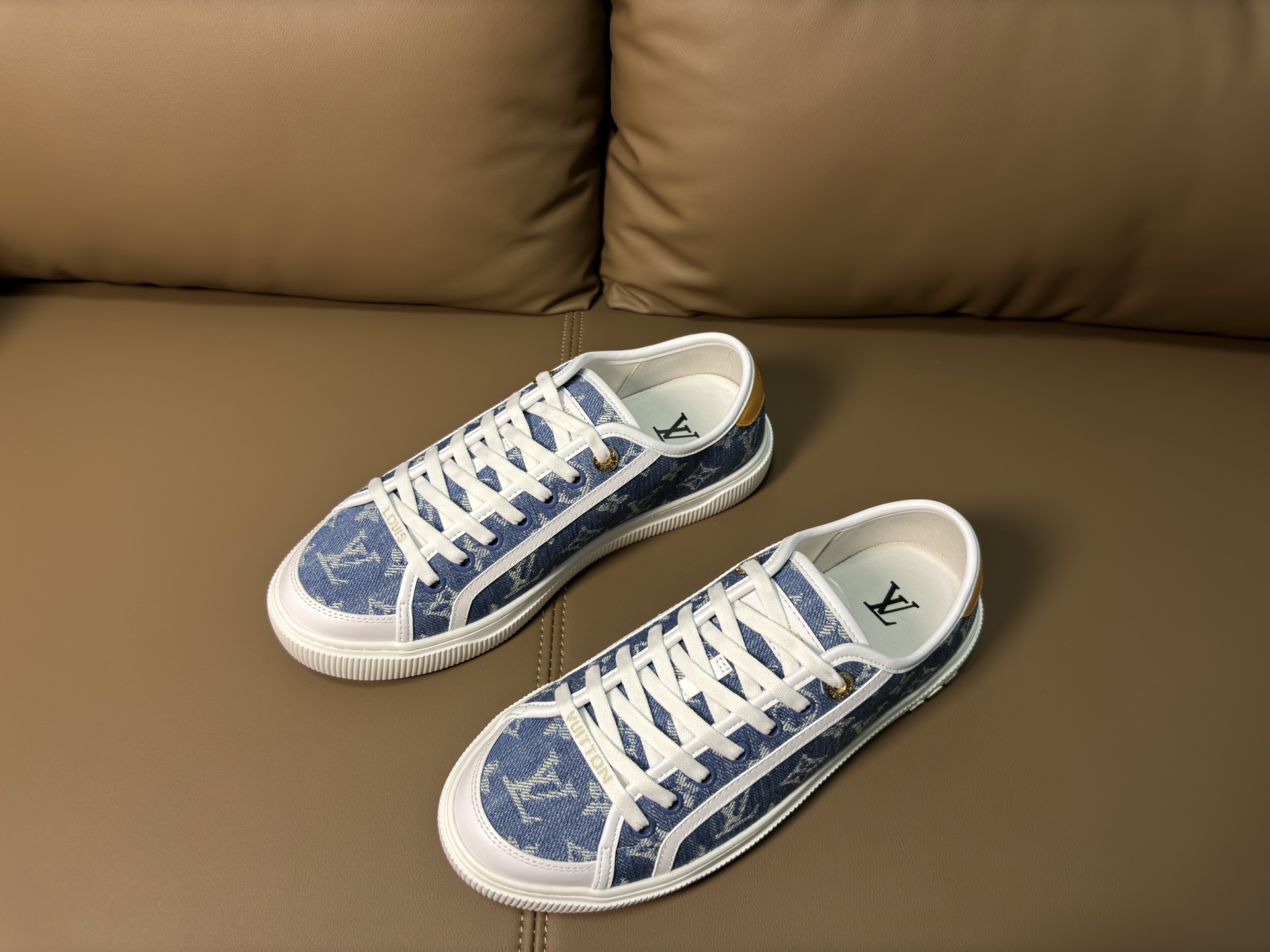 LV Style Leather Men's Shoes style reference detail image 4 from source 780755