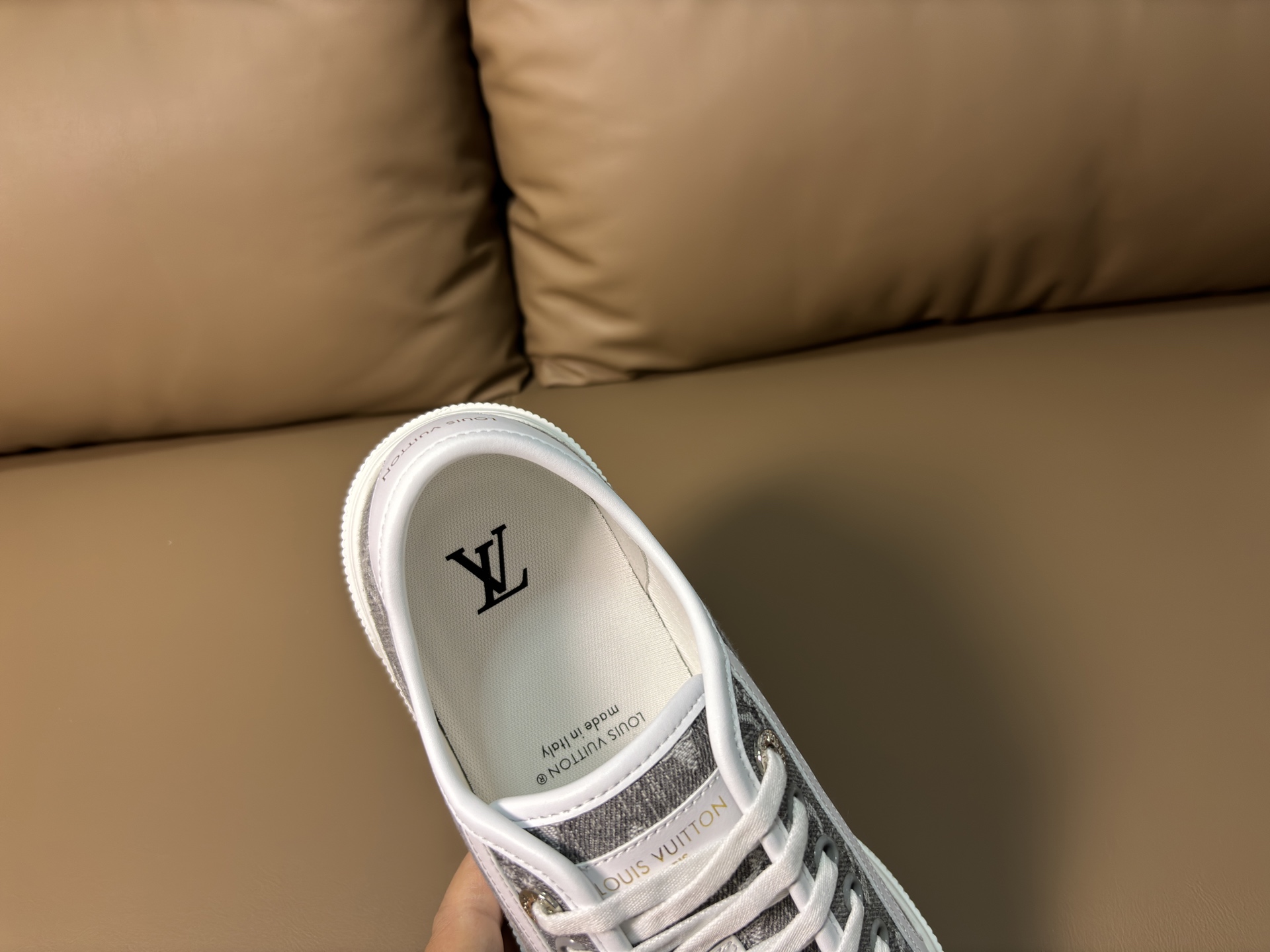 LV Style Leather Men's Shoes style reference detail image 6 from source 780757