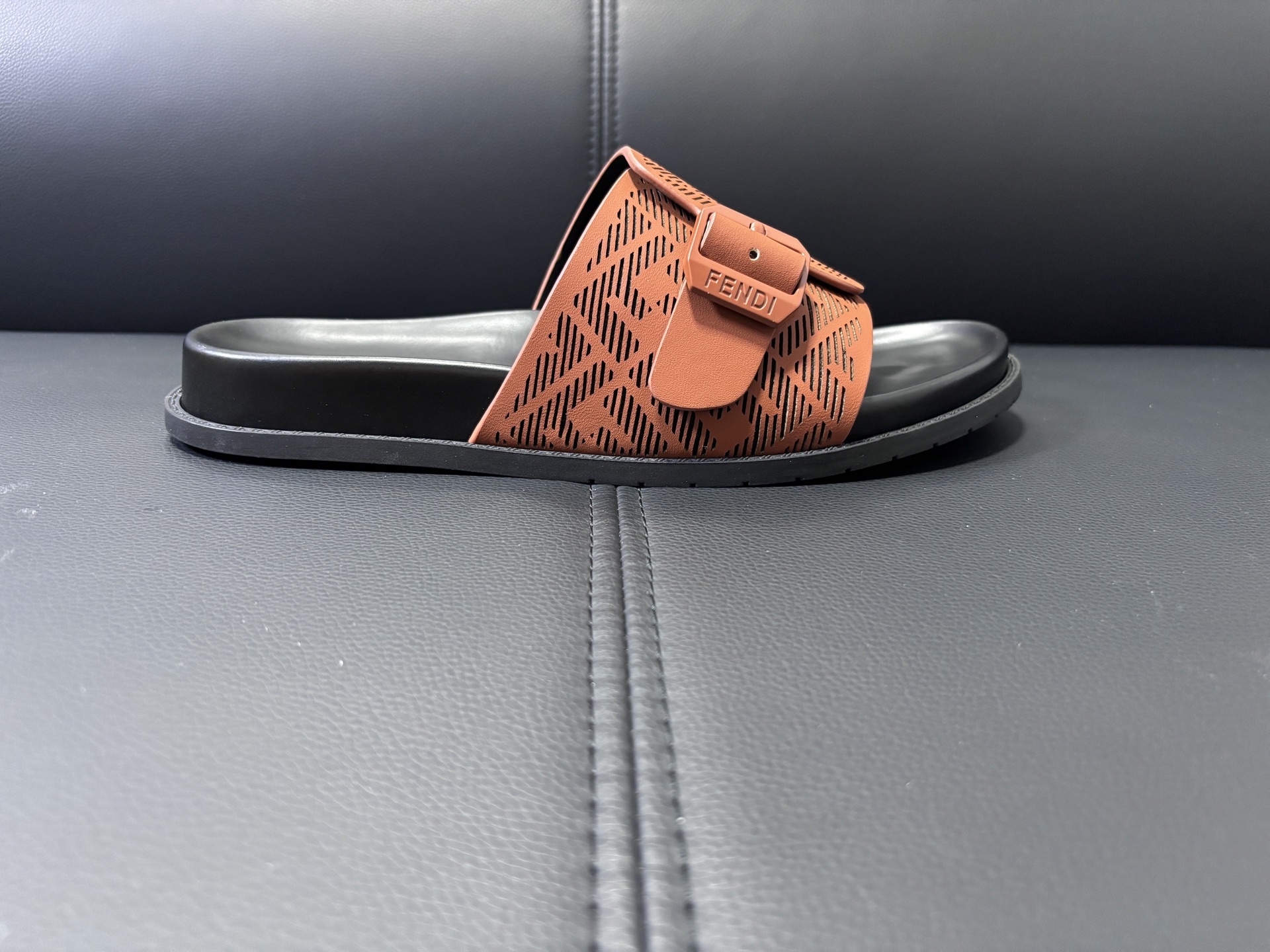 NO:350908,Retail price: 39-44 38,45 orders,19860909零售价: 39-44 38,45订,,Men's shoes