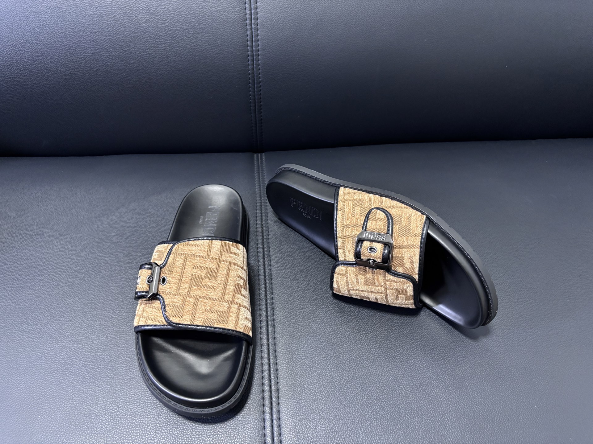 Fendi Style Men's Shoes style reference detail image 3 from source 781770