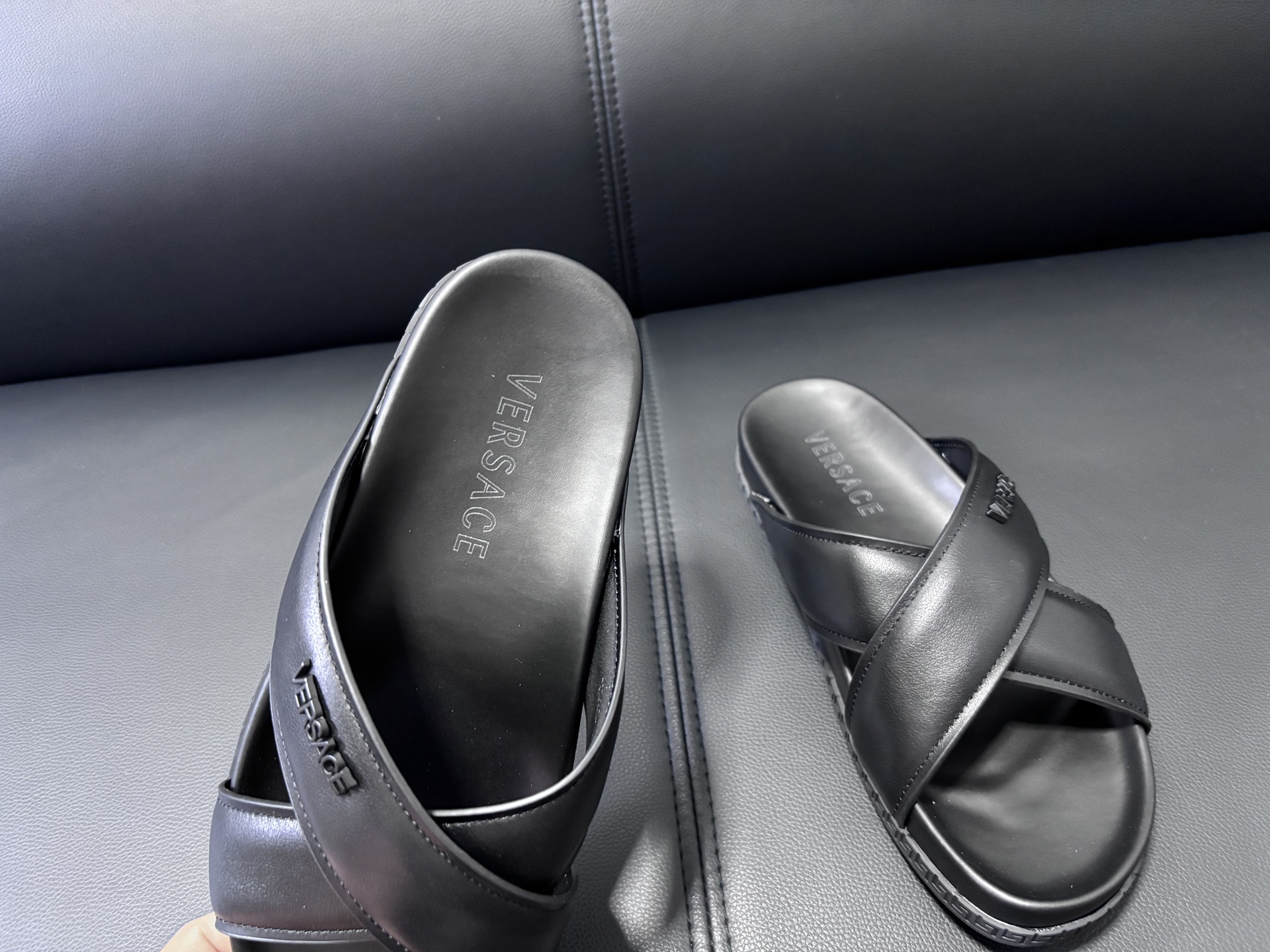Versace Style Leather Men's Shoes style reference detail image 5 from source 781475