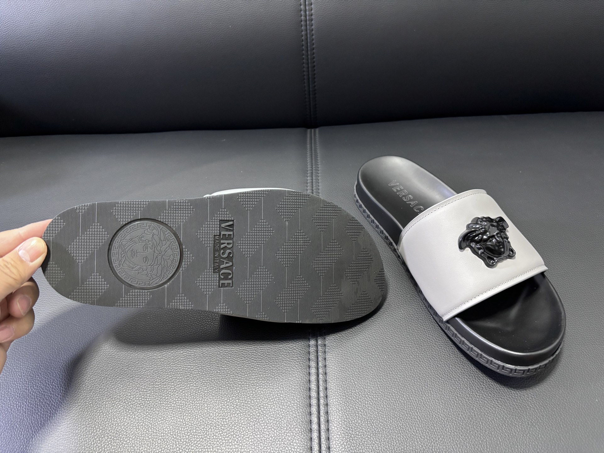 Versace Style Leather Men's Shoes style reference detail image 4 from source 781476